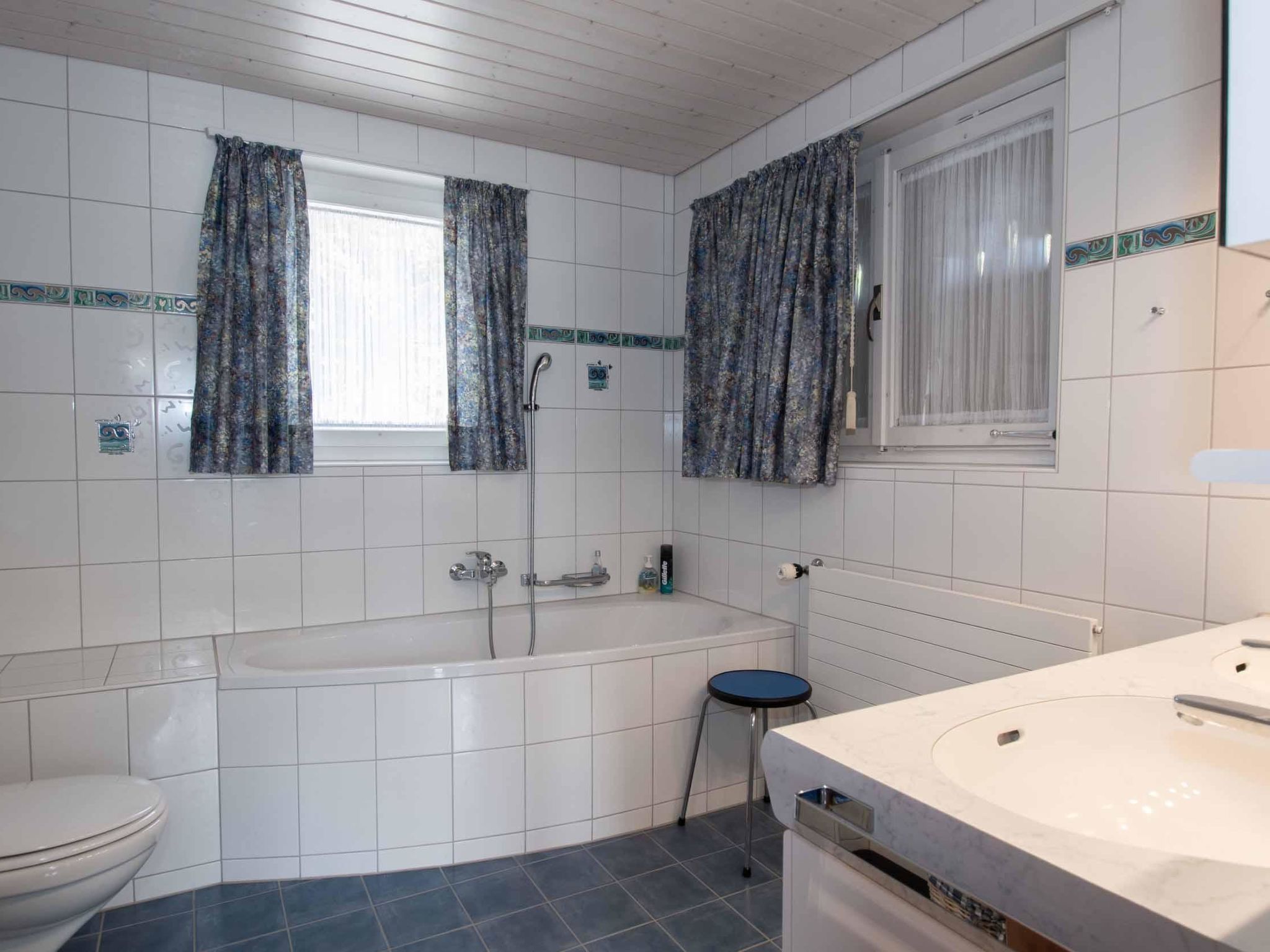 Chalet Grimm Appartement/Fewo, Dusche, WC 5.5-Zimmerwohnung - Image-tags.info