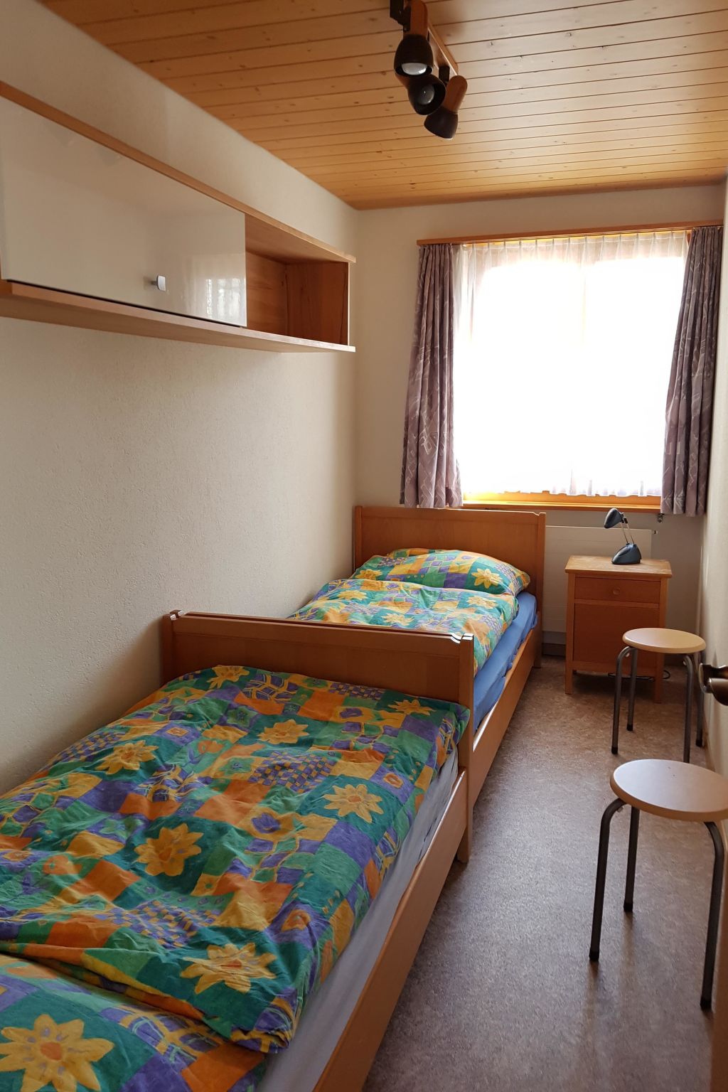 Walt-Elis Appartement/Fewo, Bad, WC, 2 Schlafräume 3-Zimmerwohnung - Drinnen