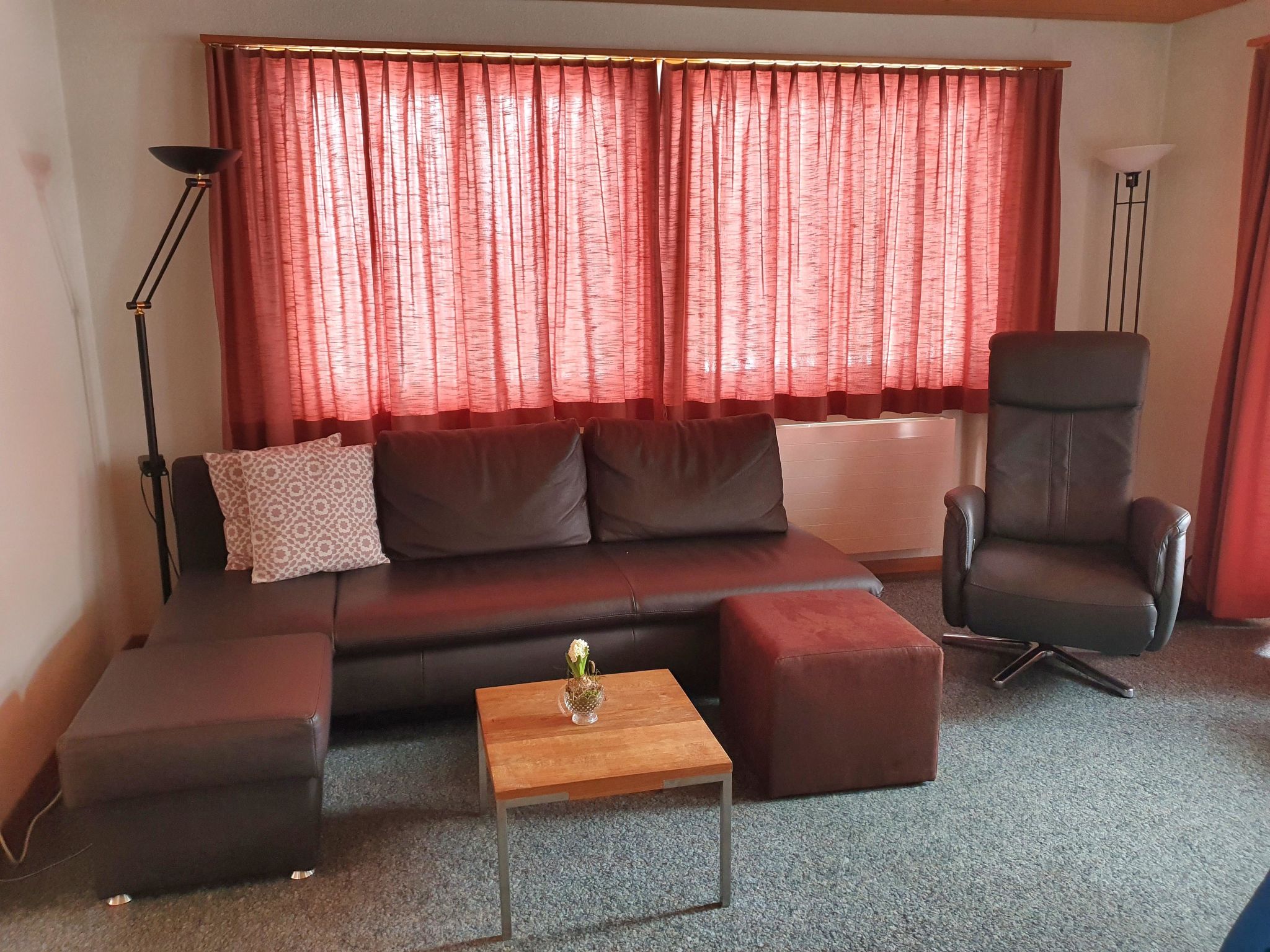 Walt-Elis Appartement/Fewo, Bad, WC, 2 Schlafräume 3-Zimmerwohnung - Drinnen