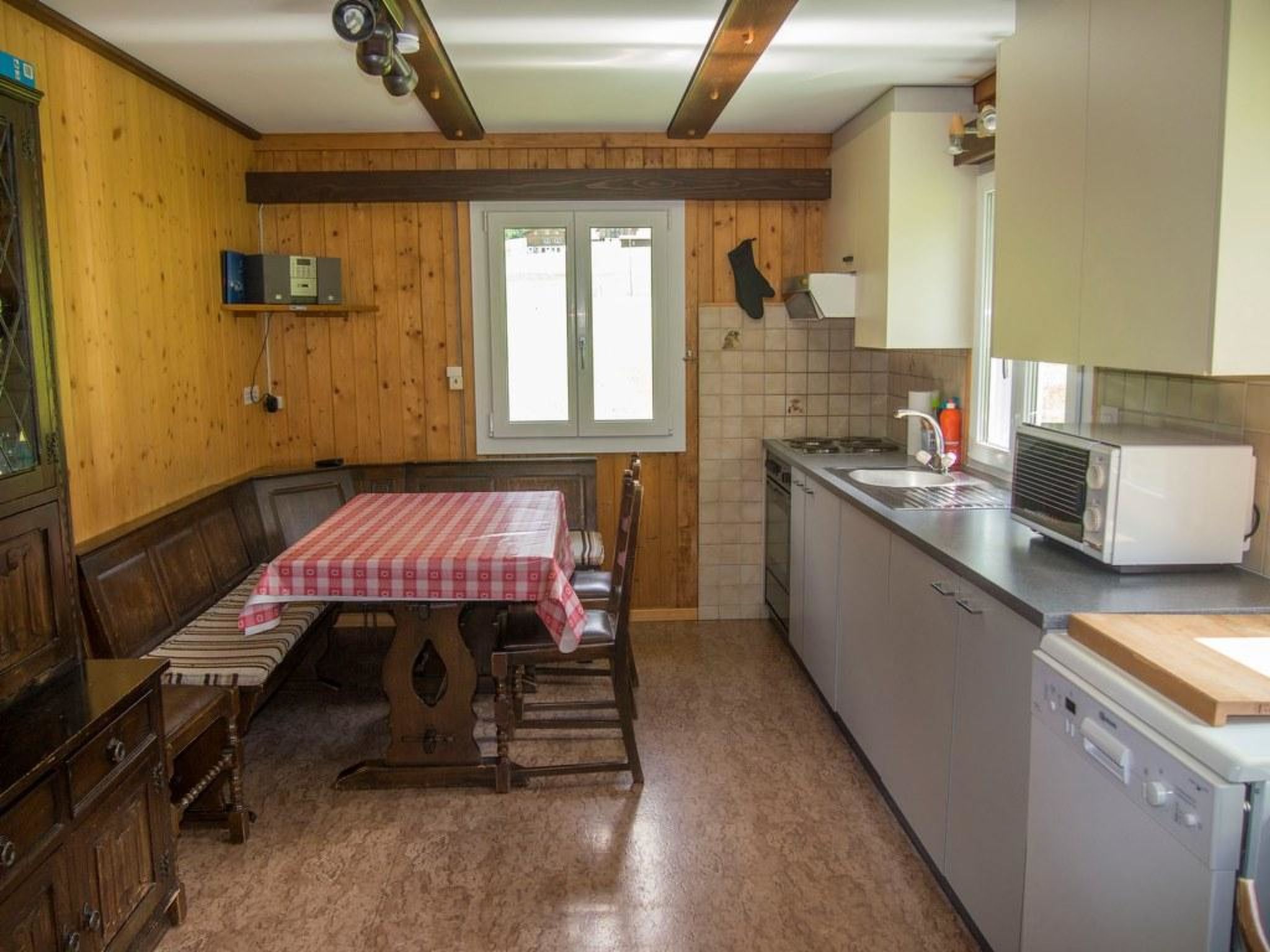 Chalet Bondertal Appartement/Fewo, Dusche, WC, 2 Schlafräume 3.5-Zimmerwohnung - Image 4