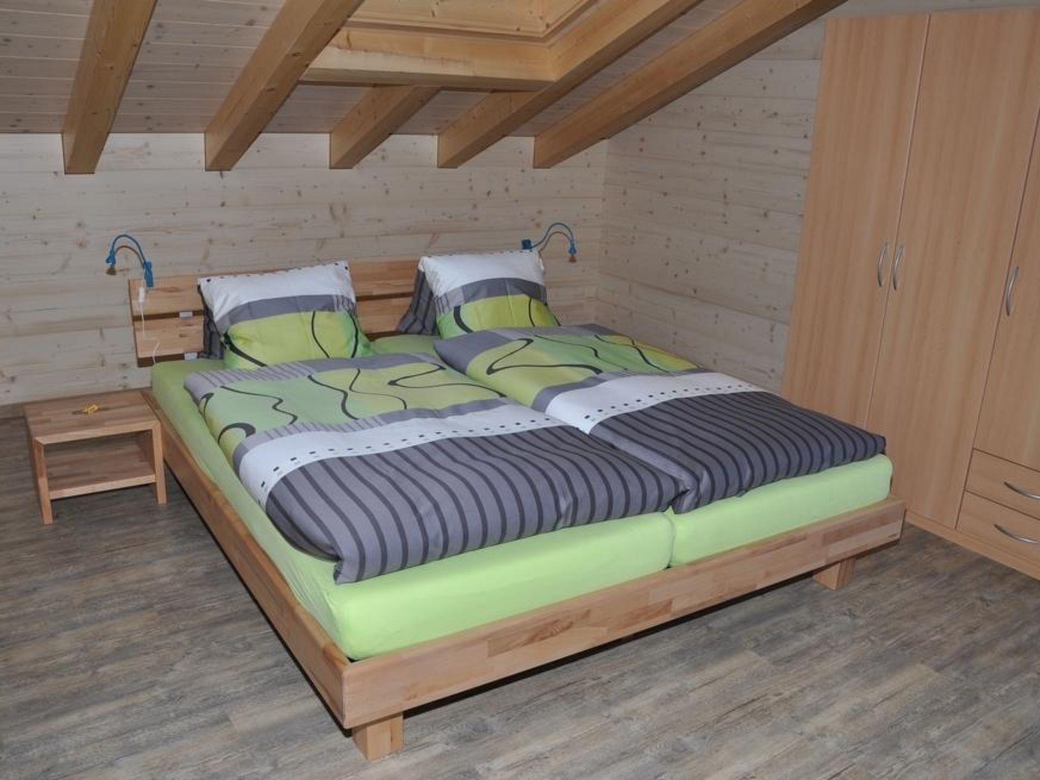 Laubrinus Appartement/Fewo, Dusche, WC, 2 Schlafräume 3.5-Zimmerwohnung - Binnen