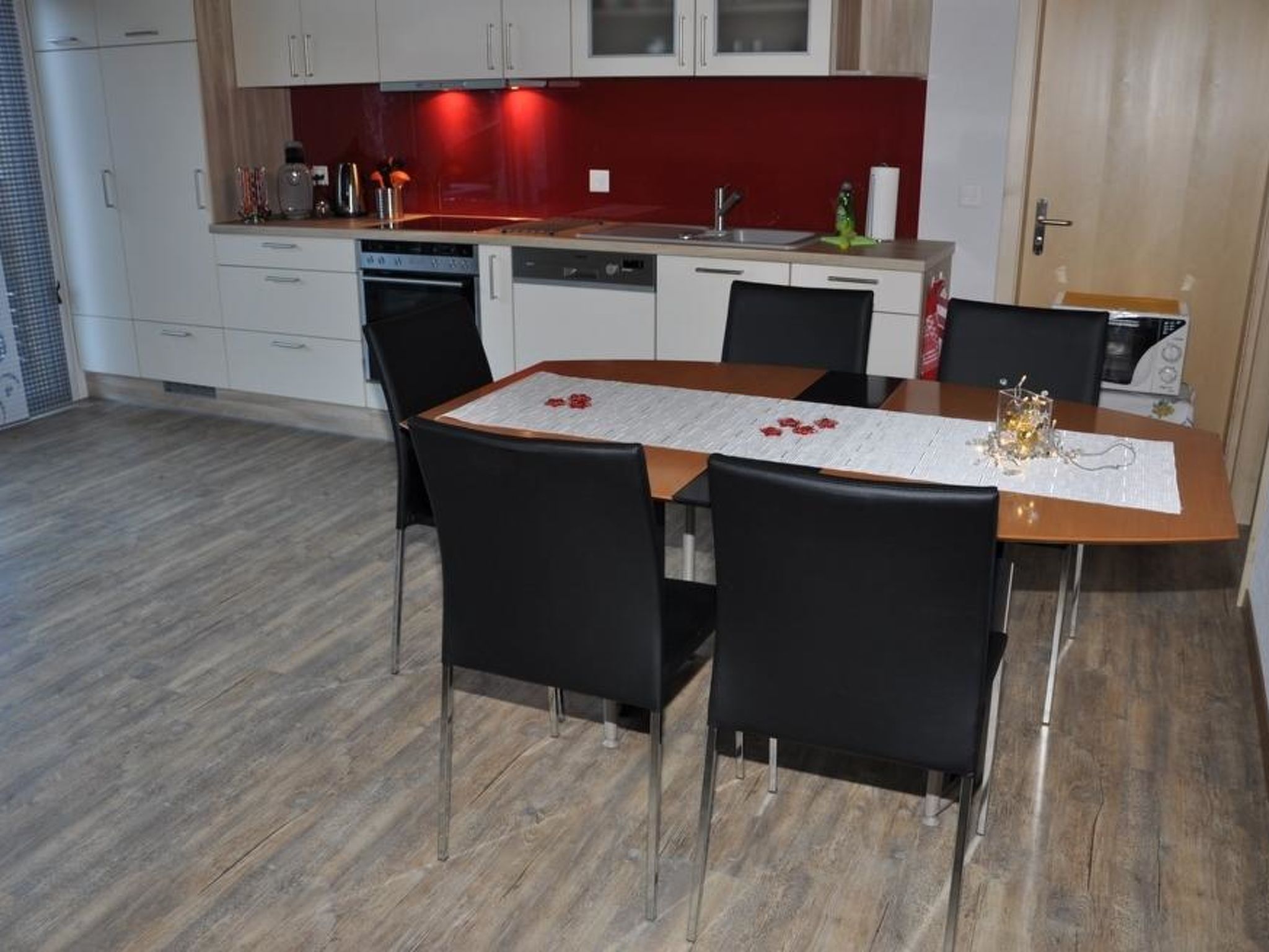 Laubrinus Appartement/Fewo, Dusche, WC, 2 Schlafräume 3.5-Zimmerwohnung - Binnen