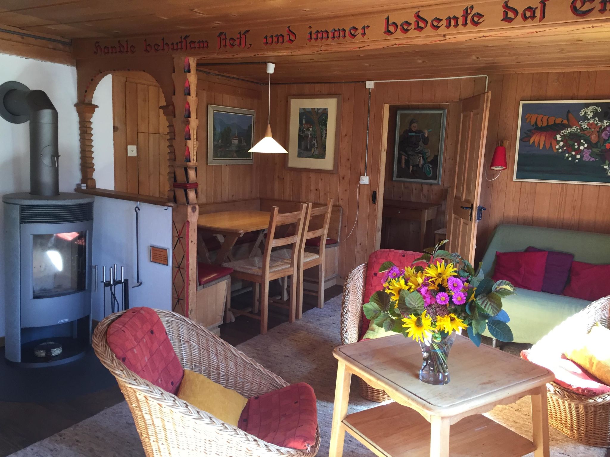 Photo of Sunnebühl Appartement/Fewo, Bad, WC, 3 Schlafräume Ferienhaus 5.5-Zimmerwohnung