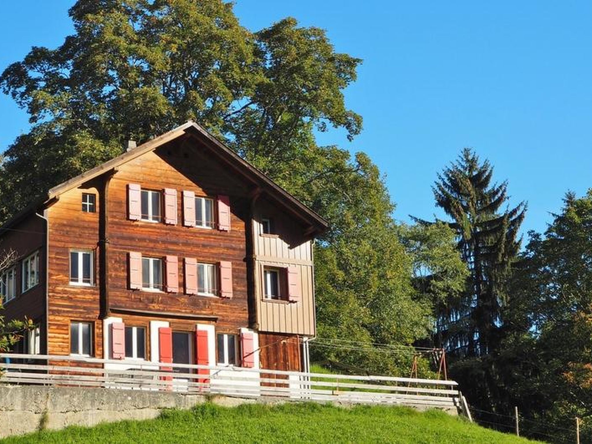 Photo of Sunnebühl Appartement/Fewo, Bad, WC, 3 Schlafräume Ferienhaus 5.5-Zimmerwohnung