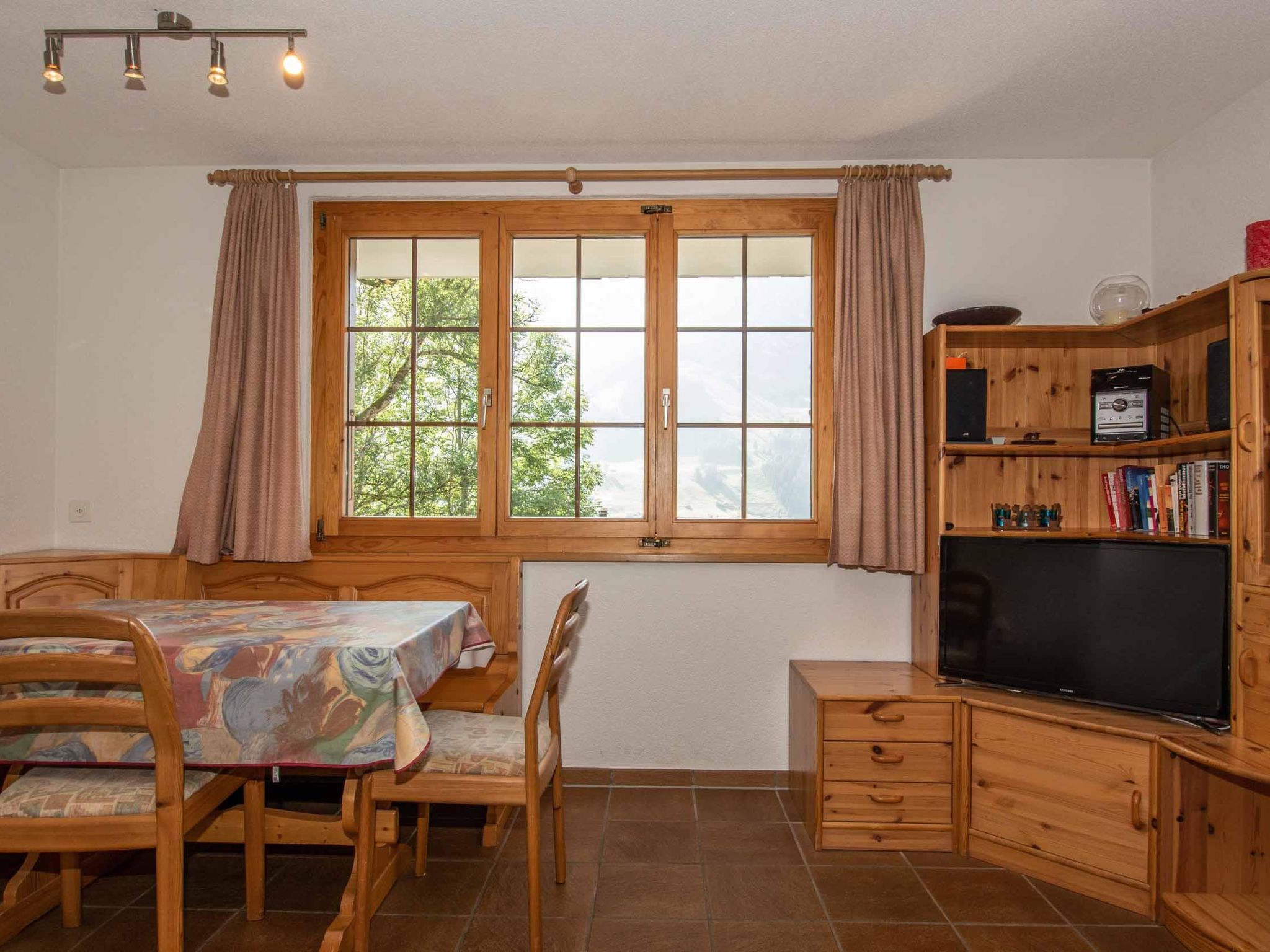 Senggi Appartement/Fewo, Dusche, WC, 1 Schlafraum 2-Zimmerwohnung