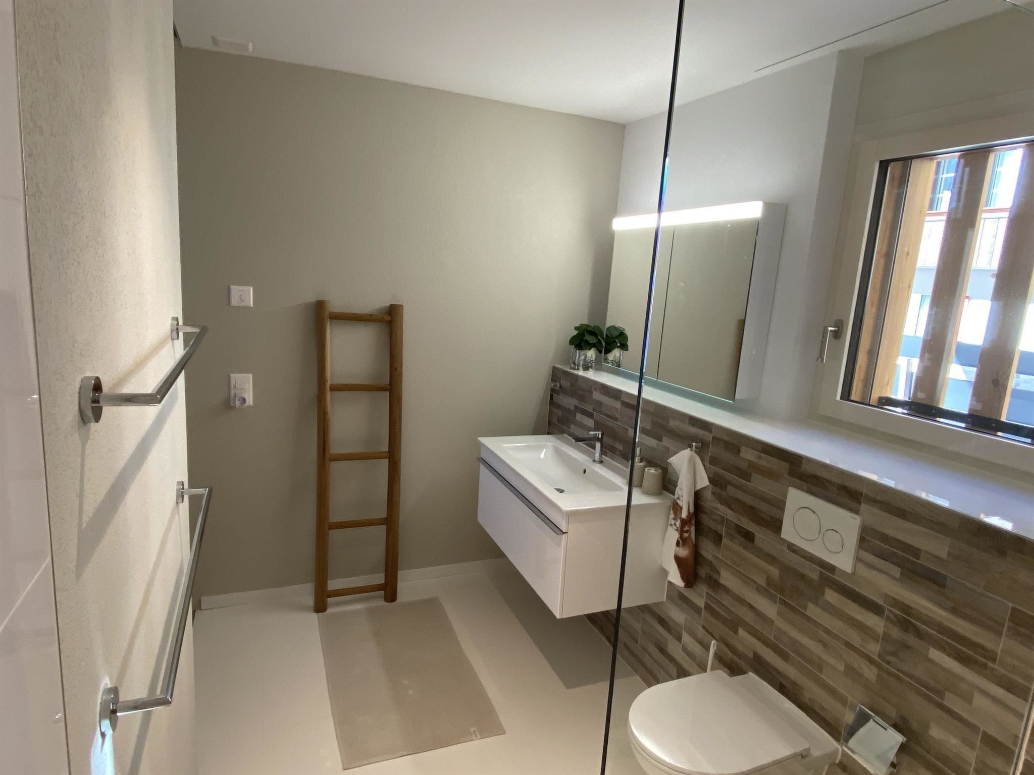 Photo of Alpenrose Appartement/Fewo, Bad, WC, 3 Schlafräume 4-Zimmerwohnung