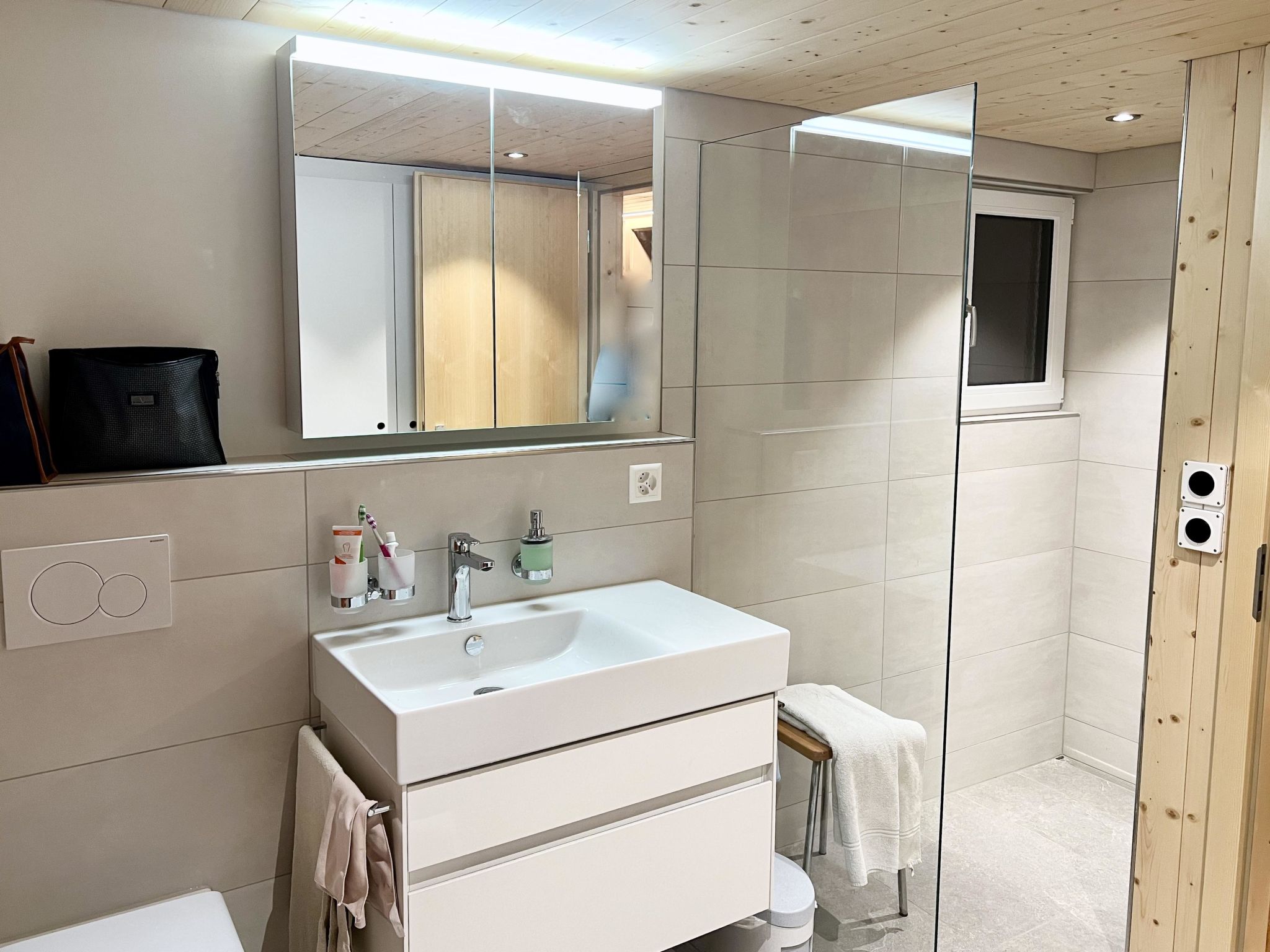 Photo of Falkiport Schranz Appartement/Fewo, Bad, WC, 3 Schlafräume 4-Zimmerwohnung