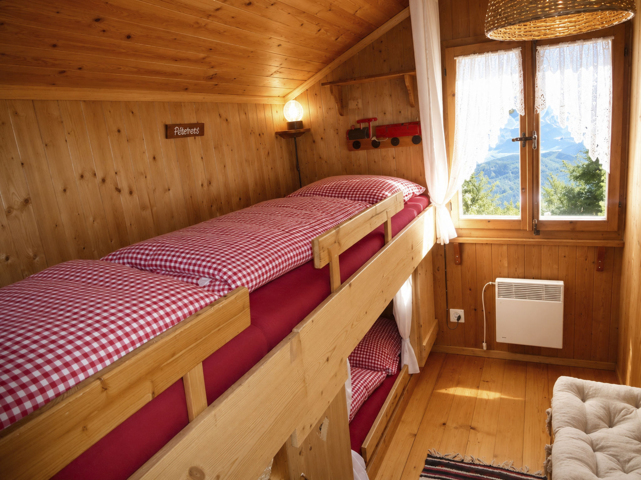 Photo of Summerhüsi Ferienhaus, Dusche, WC, 2 Schlafräume 3-Zimmer-Ferienhaus