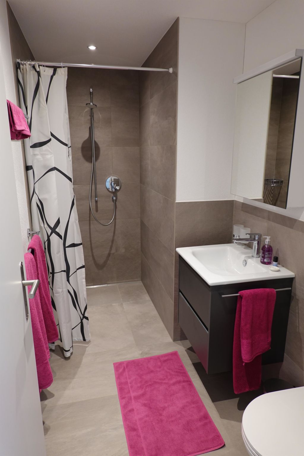 Photo of Am Bellevuegässli Appartement/Fewo, Bad, WC, 1 Schlafraum 2,5 - Zimmerwohnung