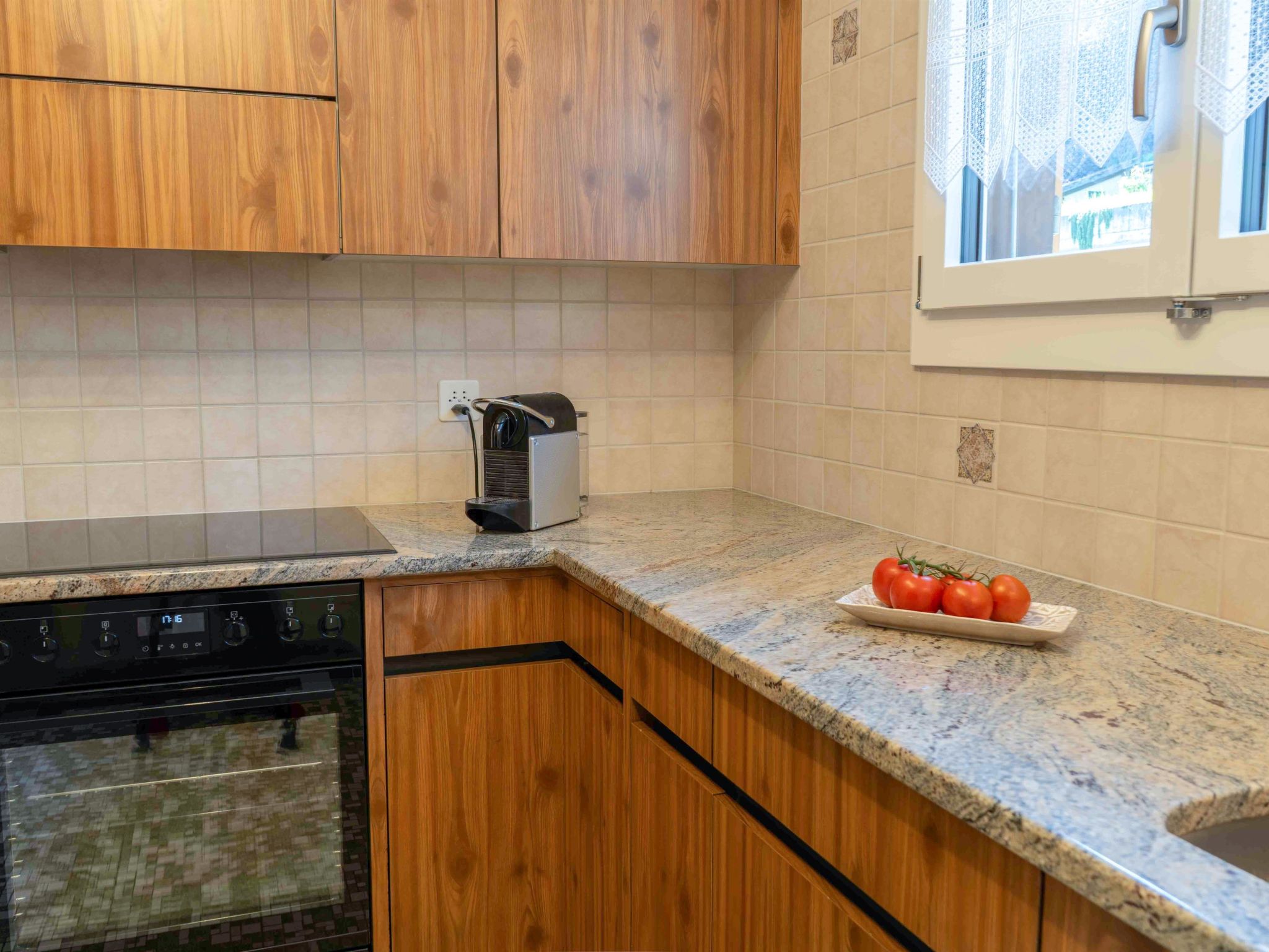 Ravinel 2 Appartement/Fewo, Dusche, WC, 3 Schlafräume 4-Zimmerwohnung - Drinnen