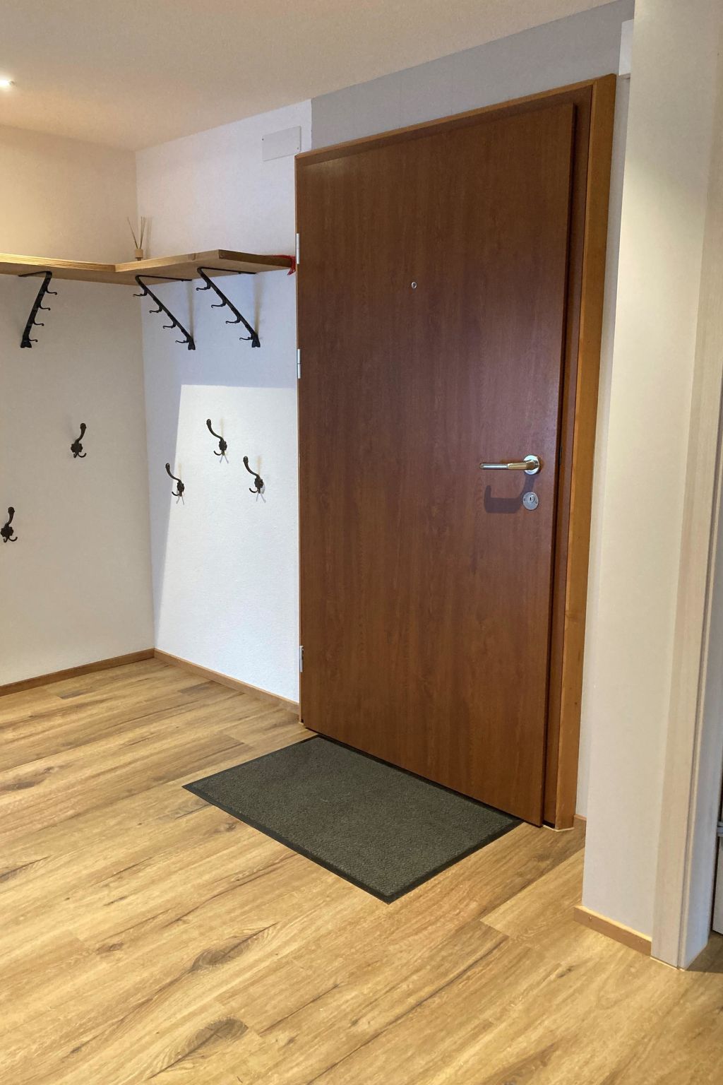 Aloa Appartement/Fewo, Bad, WC, 2 Schlafräume 3.5-Zimmerwohnung - Image-tags.info