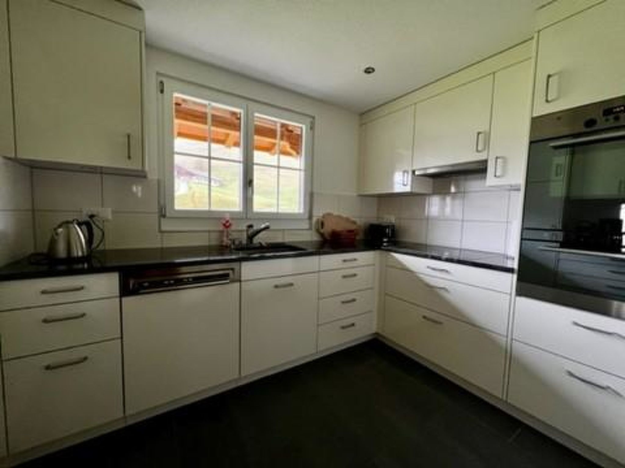 Baselbiet Appartement/Fewo, Bad, WC, 3 Schlafräume 4 Zimmerwohnung - Image-tags.info