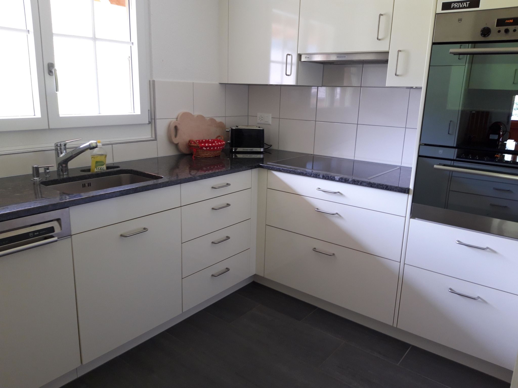 Photo of Baselbiet Appartement/Fewo, Bad, WC, 3 Schlafräume 4 Zimmerwohnung