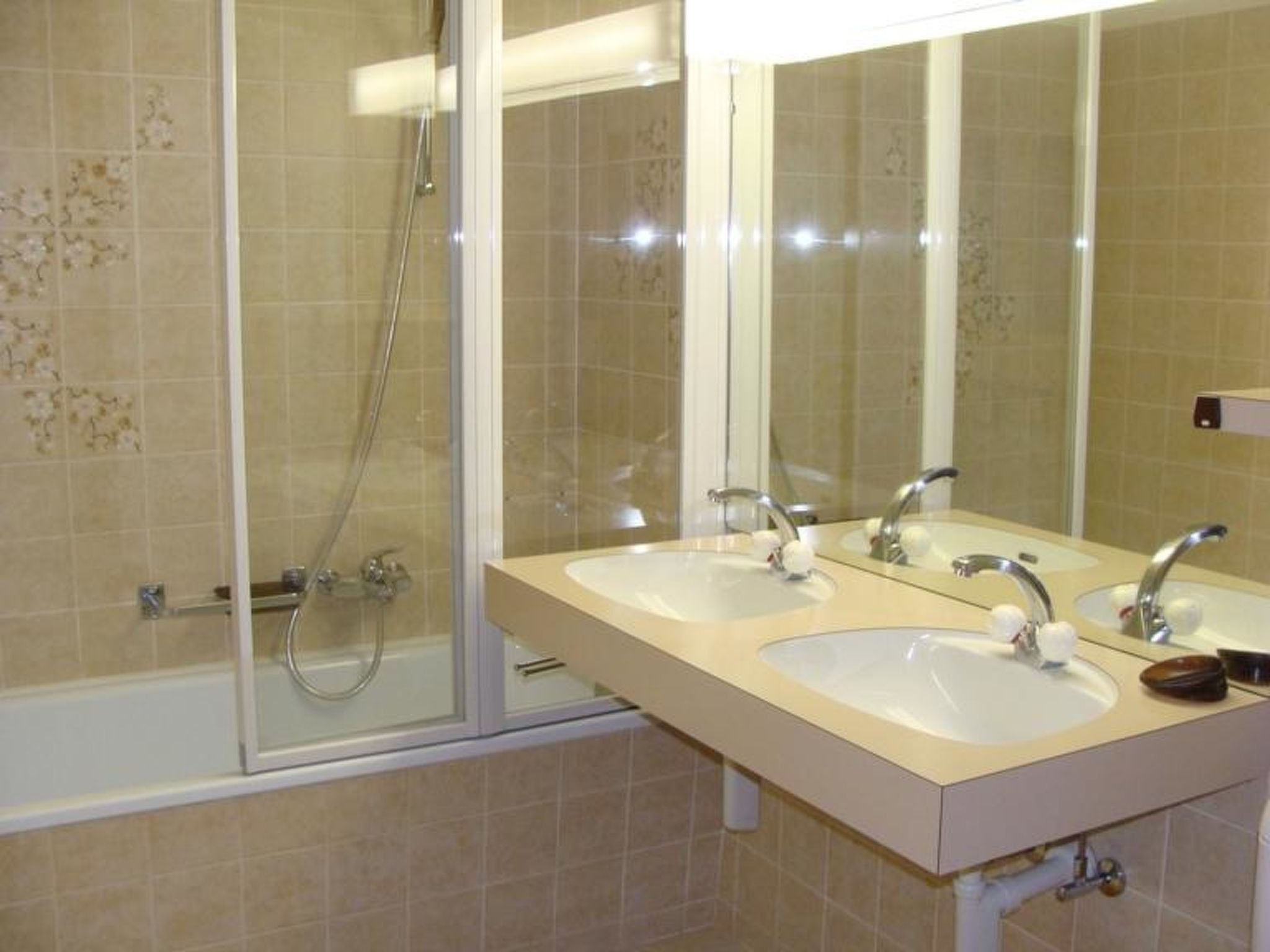 Lavendel AP C22 Appartement/Fewo, Dusche, WC, 3 Schlafräume 4-Zimmerwohnung - Image-tags.info