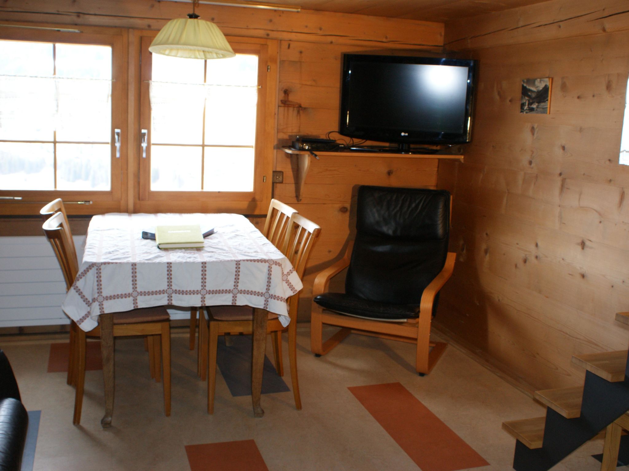 Photo of Heuzündli Ferienhaus, Dusche, WC, 3 Schlafräume 4-Zimmer-Ferienhaus