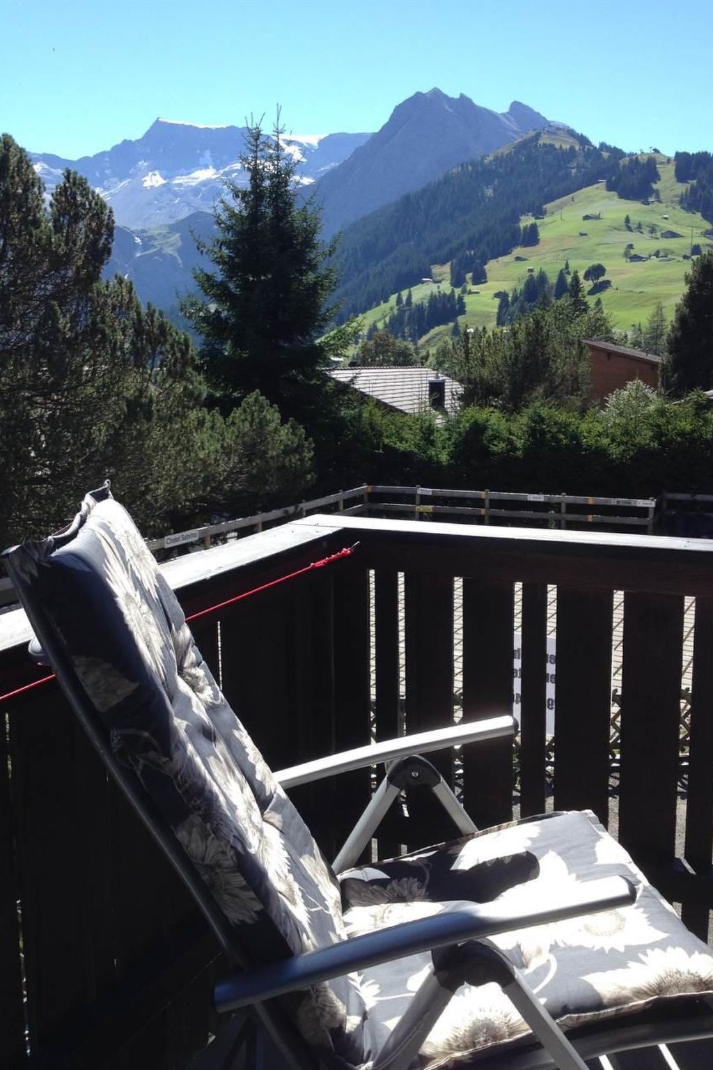 Photo of Sunnegruess Appartement/Fewo, Dusche, WC, 2 Schlafräume 3-Zimmerwohnung