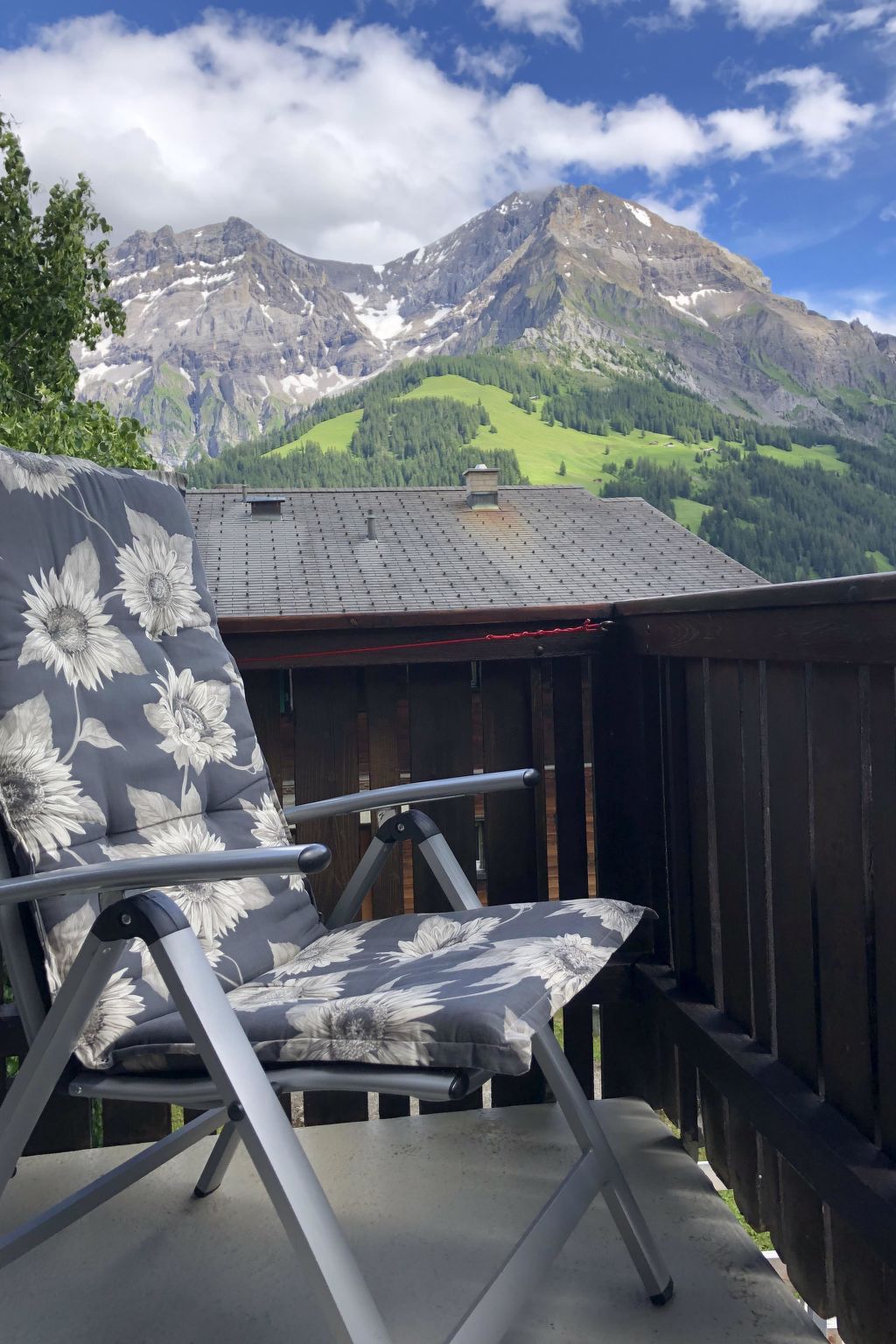 Photo of Sunnegruess Appartement/Fewo, Dusche, WC, 2 Schlafräume 3-Zimmerwohnung