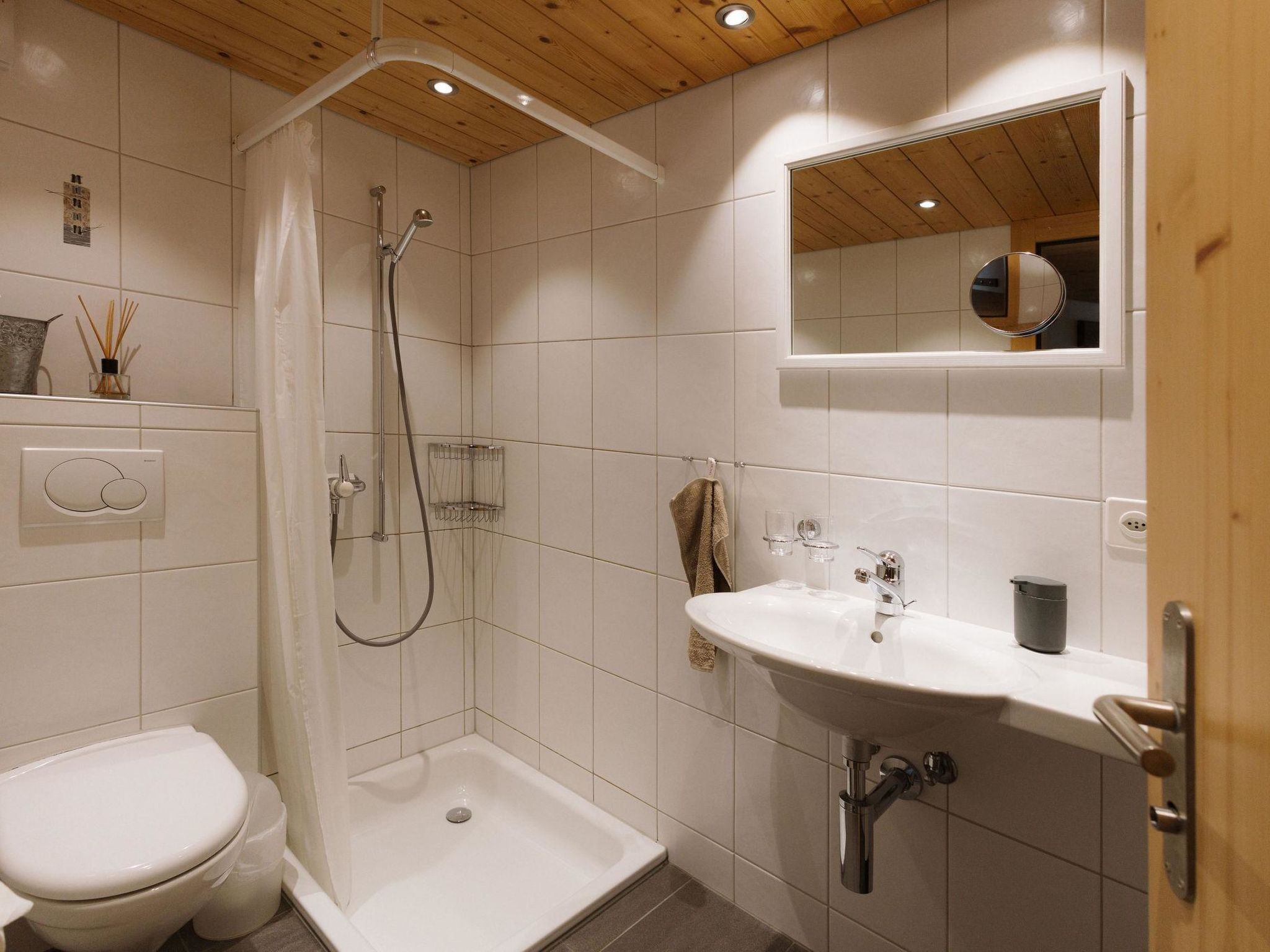 Photo of Gästehaus Alpengruss Appartement/Fewo, Bad, WC, 2 Schlafräume