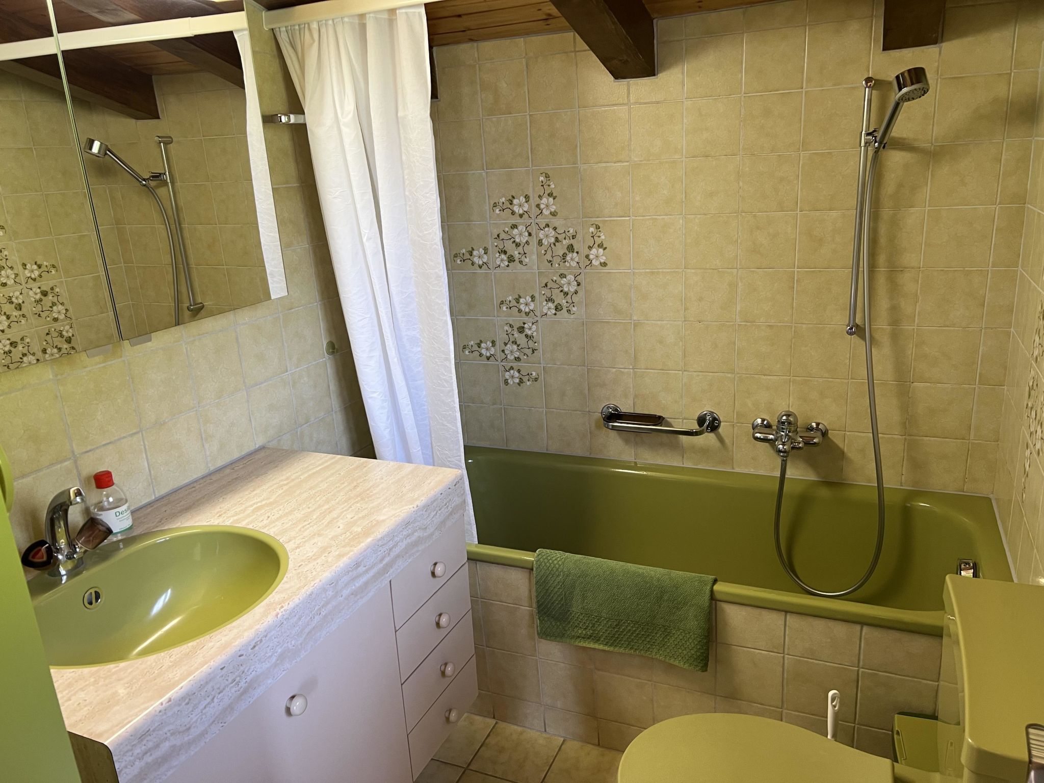 Photo of Im Rägeboge Appartement/Fewo, Bad, WC, 2 Schlafräume 3-Zimmerwohnung Dachstock