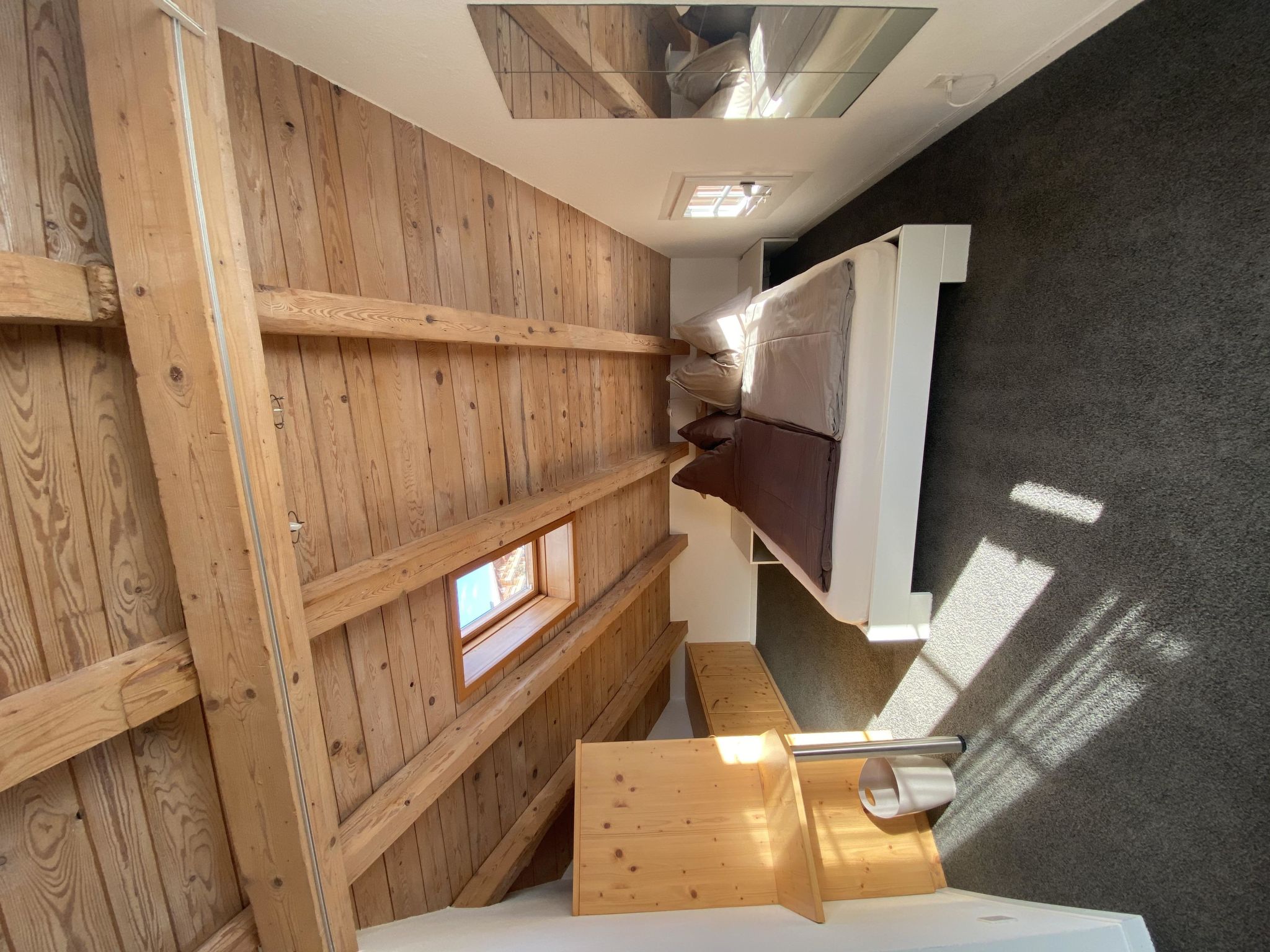 Surselva Appartement/Fewo, Dusche, WC, Balkon 6-Zimmerwohnung - Inside