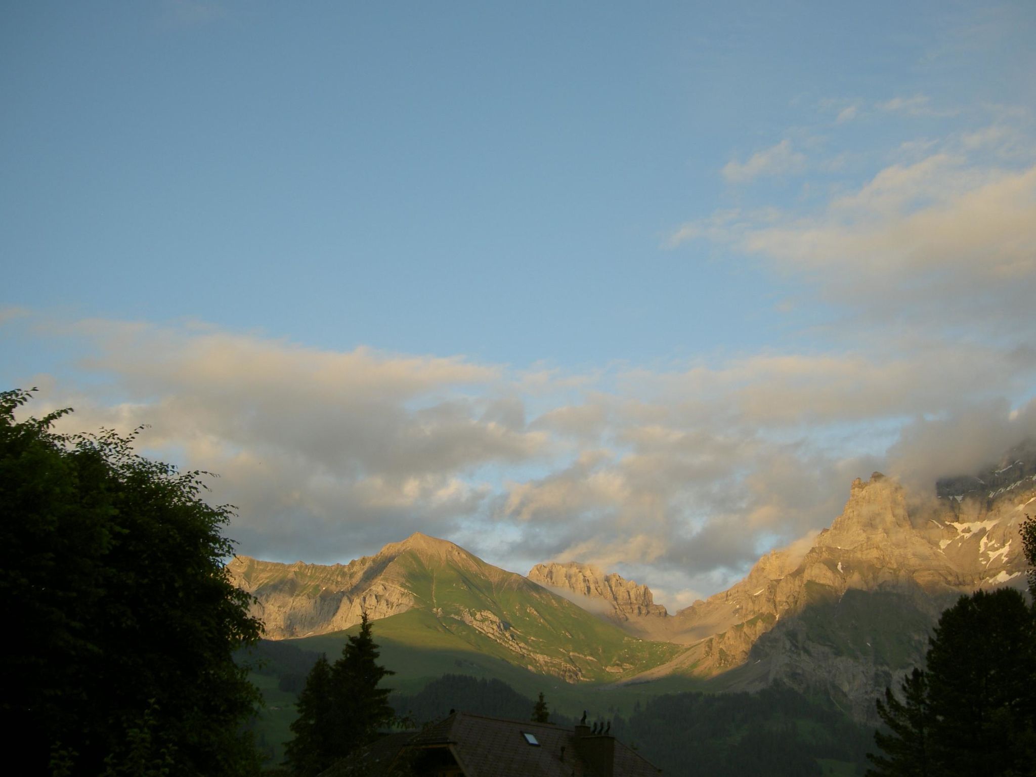 Photo of Surselva Appartement/Fewo, Dusche, WC, Balkon 6-Zimmerwohnung