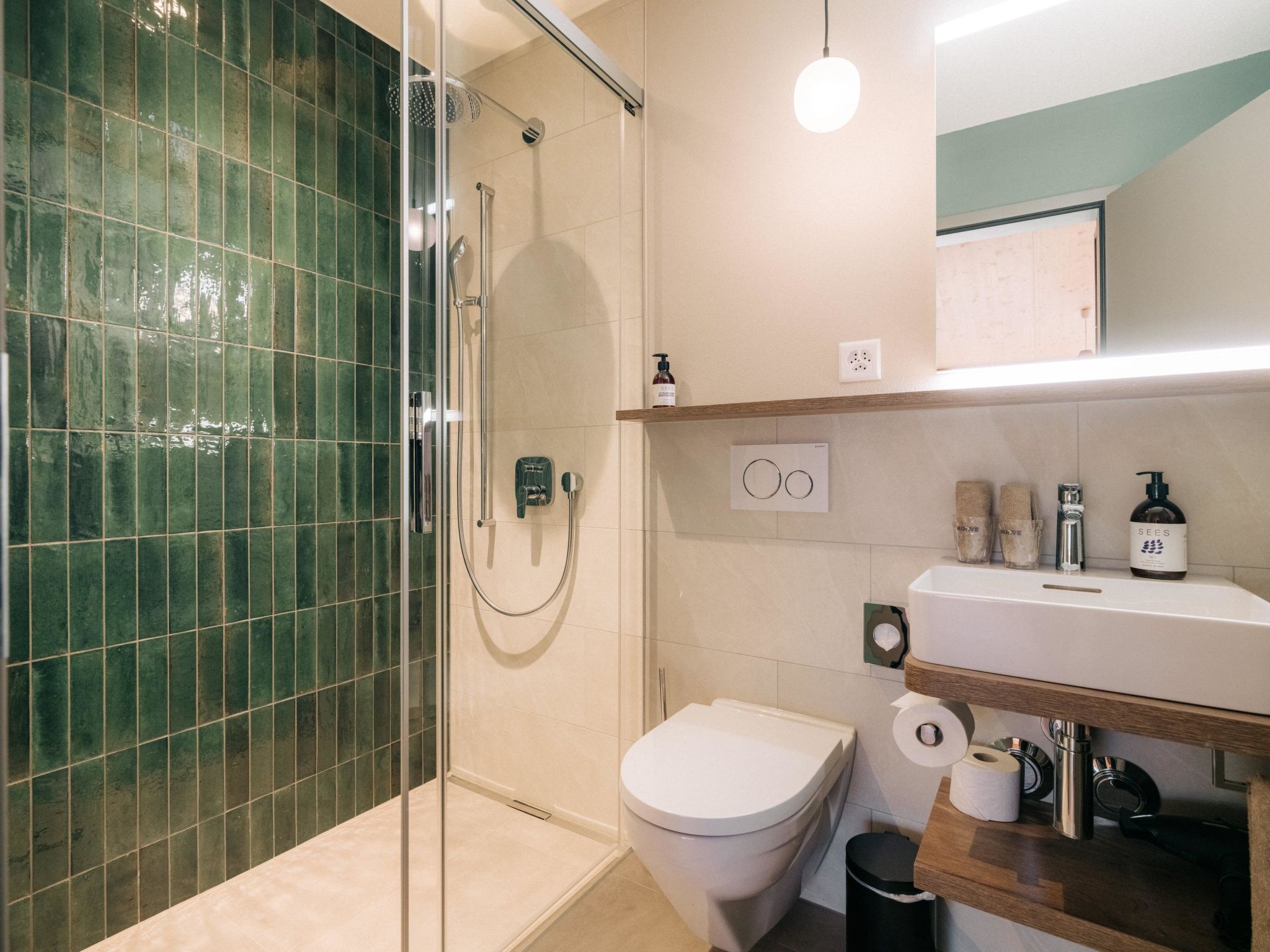 Photo of KURVE Apartments & Lounge Appartement/Fewo, Bad, WC, 2 Schlafräume