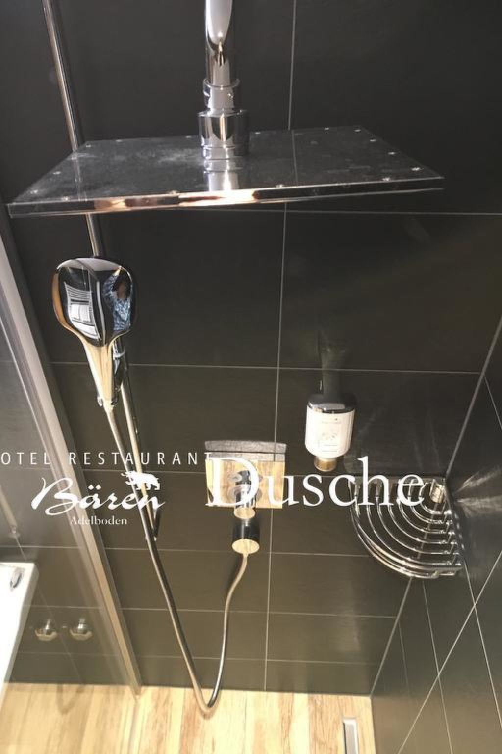 Photo of Hotel  Bären Doppelzimmer, Dusche, WC, 1 Schlafraum Doppelzimmer