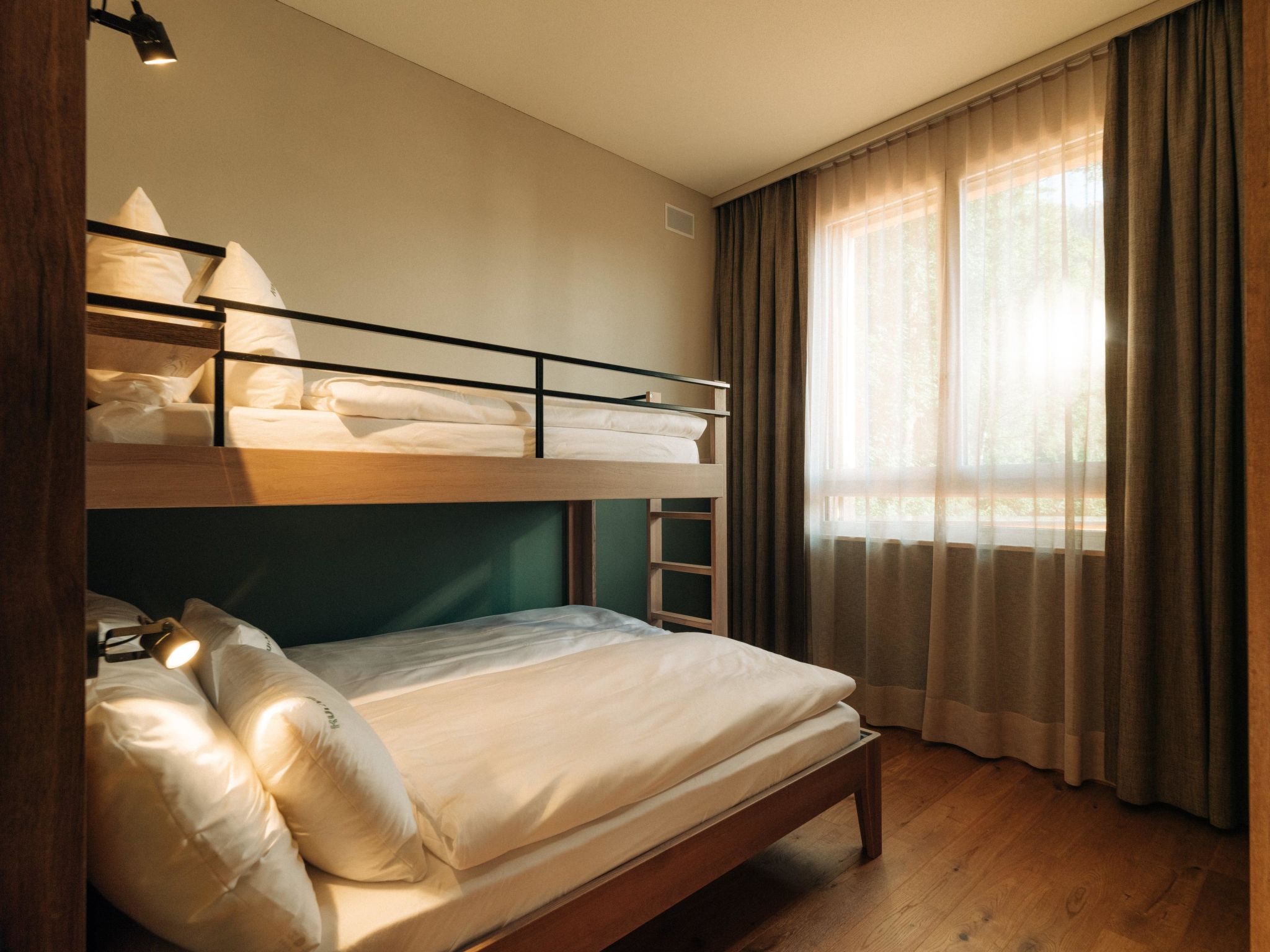 Photo of KURVE Apartments & Lounge Appartement/Fewo, Bad, WC, 2 Schlafräume