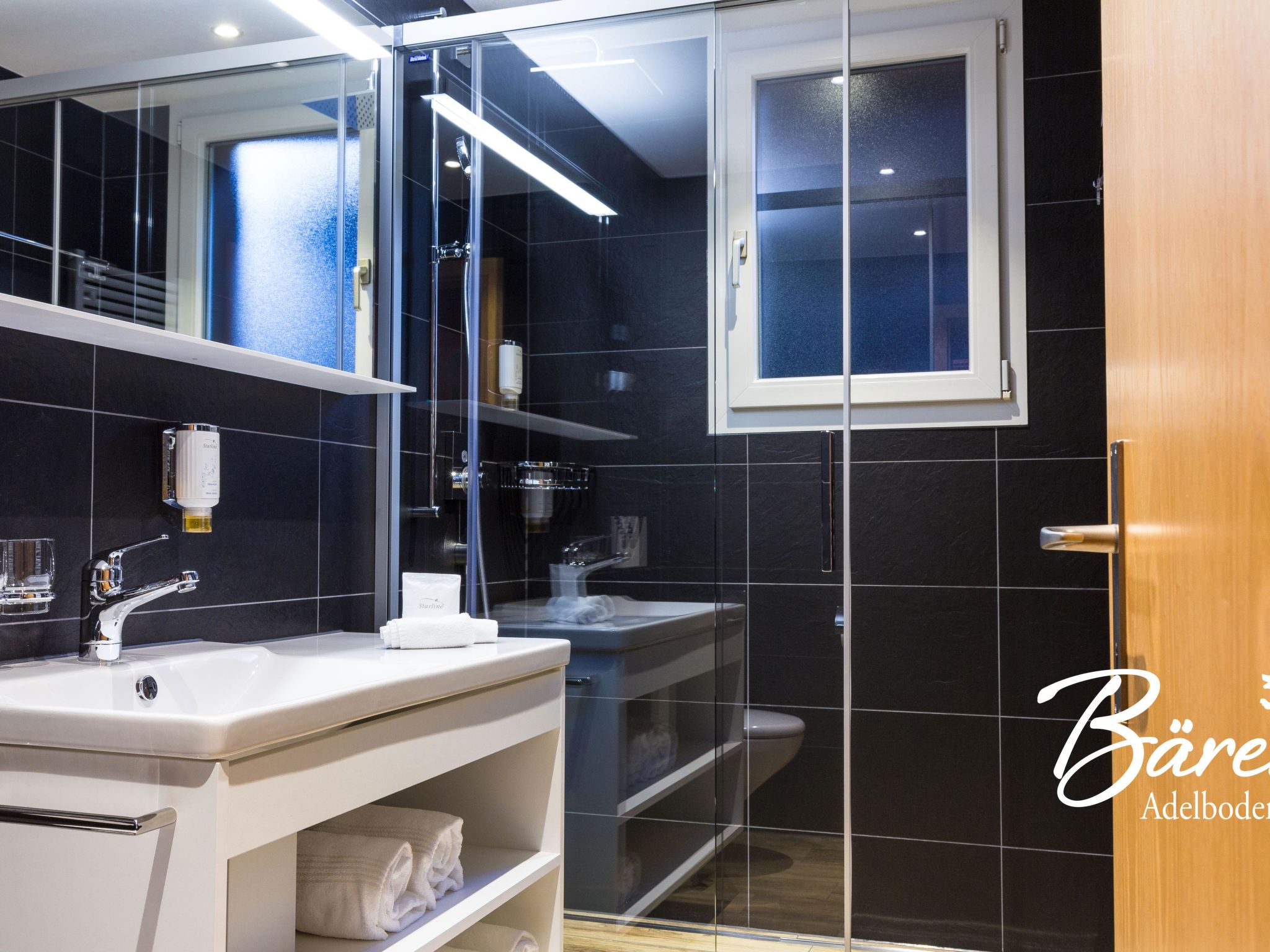 Photo of Hotel  Bären Doppelzimmer, Dusche, WC, 1 Schlafraum Doppelzimmer Deluxe