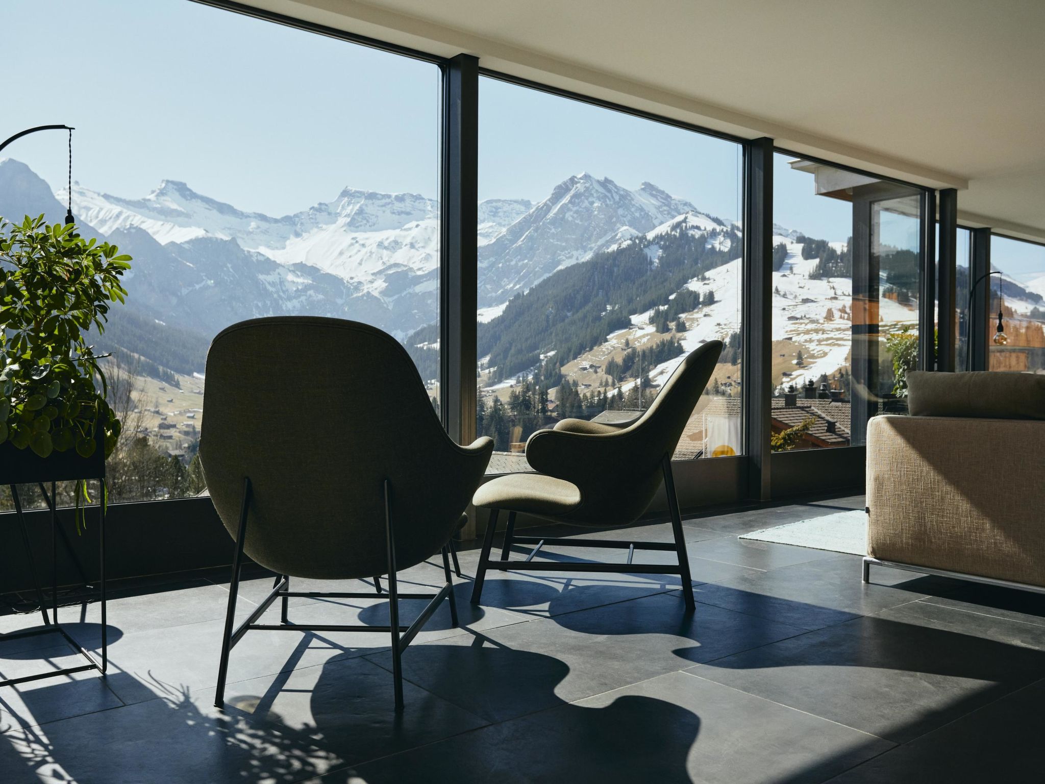 The Cambrian Adelboden Junior Suite, Dusche, WC, Nord Junior Suite North - Drinnen