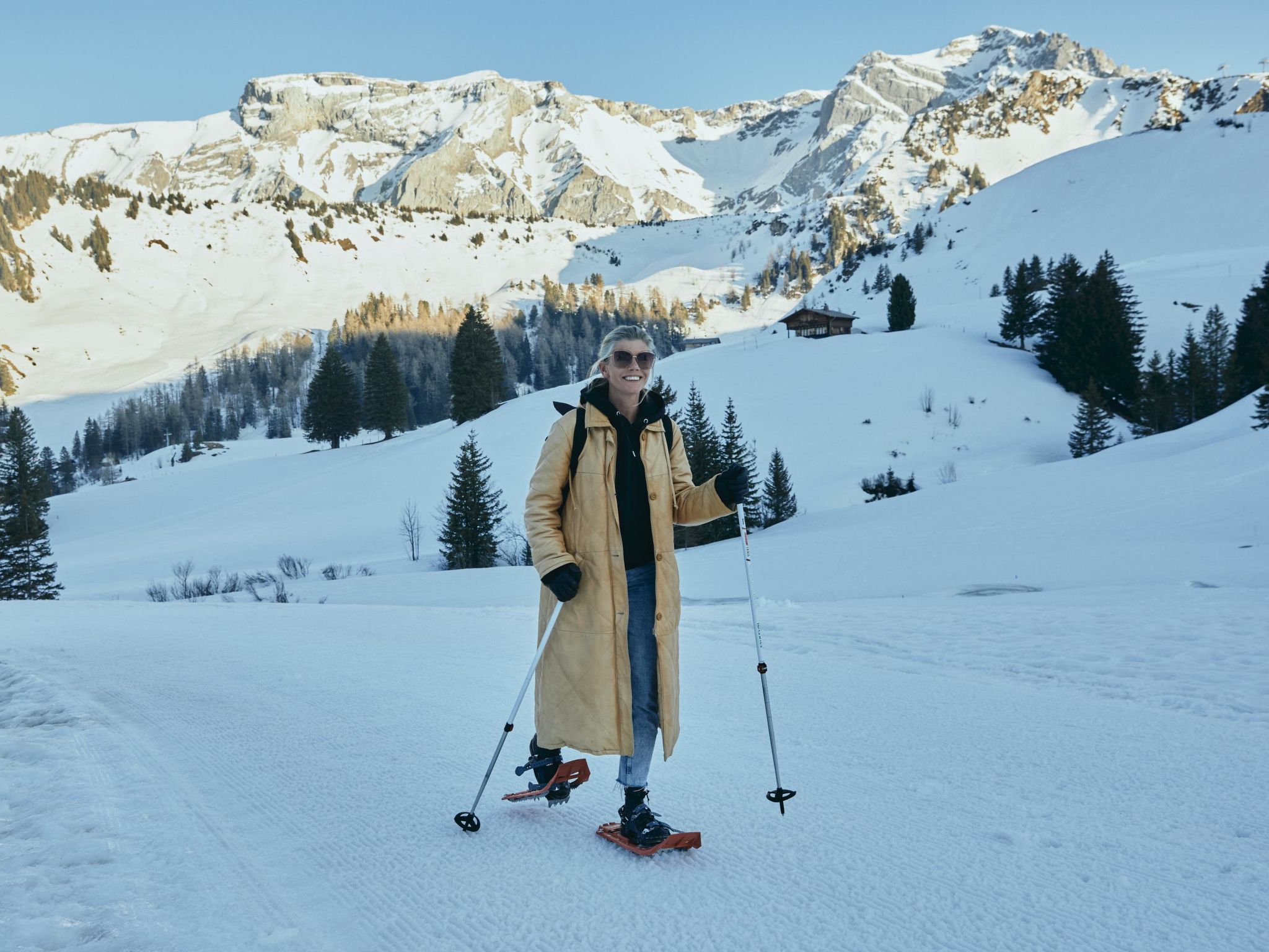 The Cambrian Adelboden Junior Suite, Dusche, WC, Nord Junior Suite North - Draußen