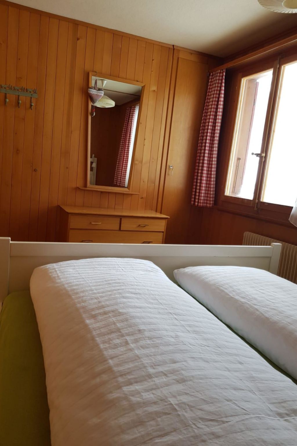 Photo of Bodehus Ferienhaus, Dusche, WC, 3 Schlafräume 4-Zimmer-Einzelchalet