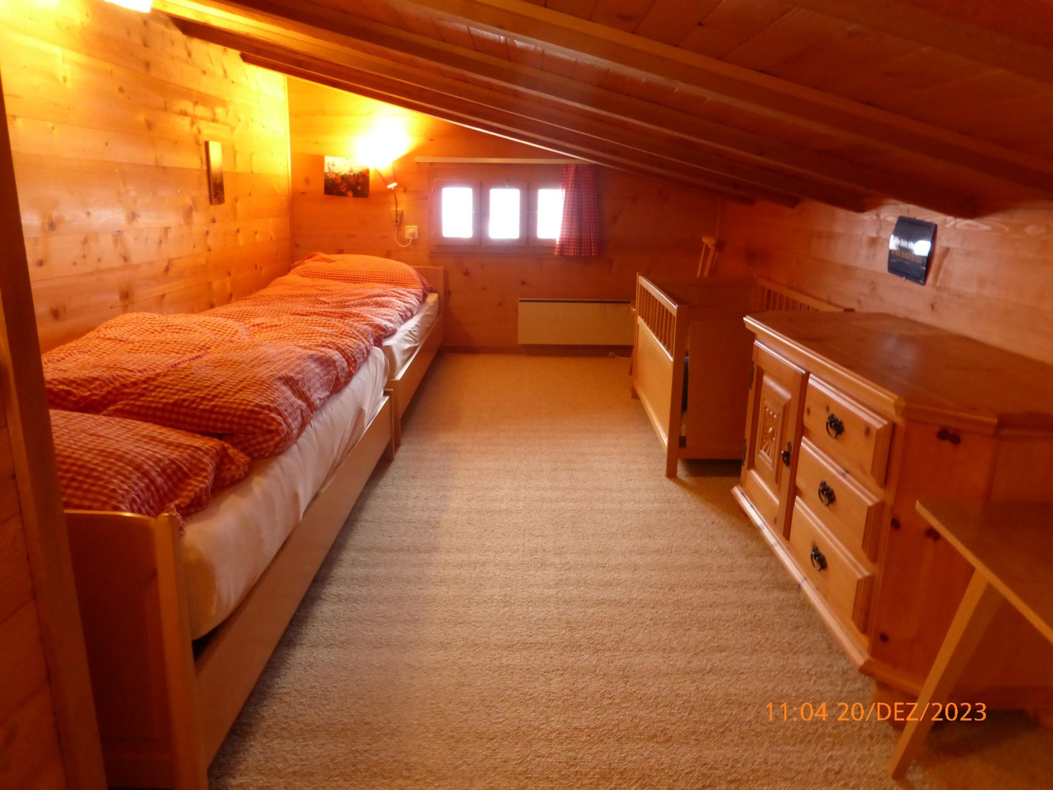 Photo of Bärggeist, Gruebiweg 8, Adelboden Appartement/Fewo, Dusche und Bad, WC, 4 oder m