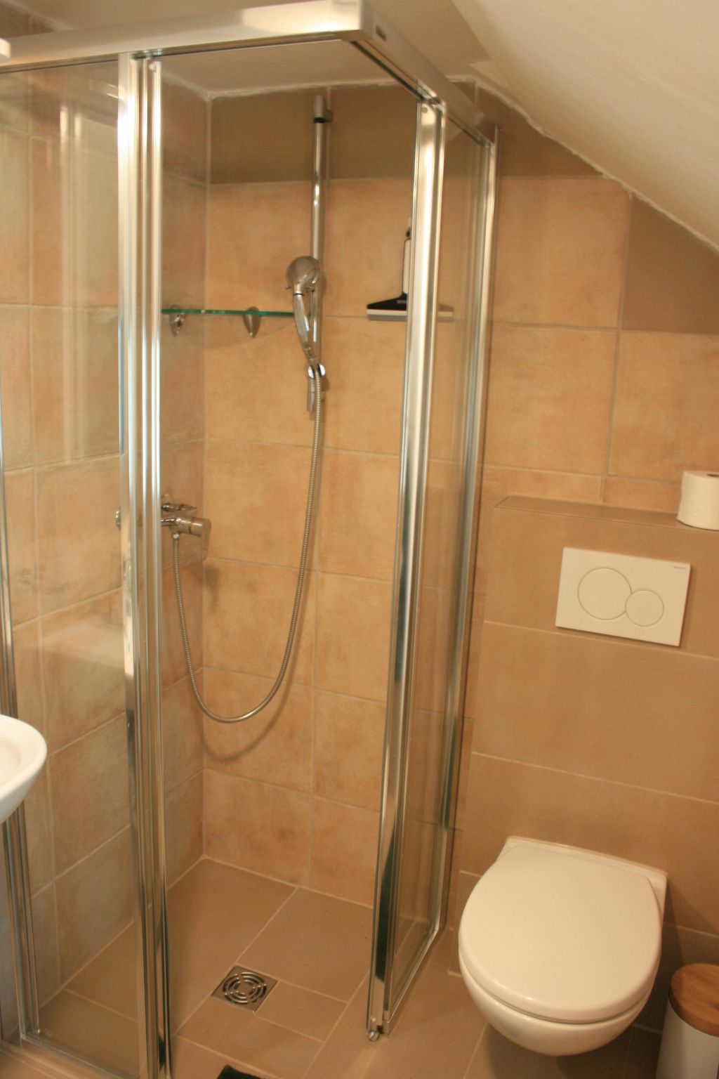 Chalet Bifigen Appartement/Fewo, Dusche, WC 2.5-Zimmerwohnung - Drinnen