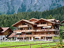 Knusse studio in Kandersteg, vlakbij meer, bergen en skipiste - thumbnail 1
