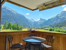 Modern appartement Lantau aan de voet van de skipiste in Kandersteg - thumbnail 2