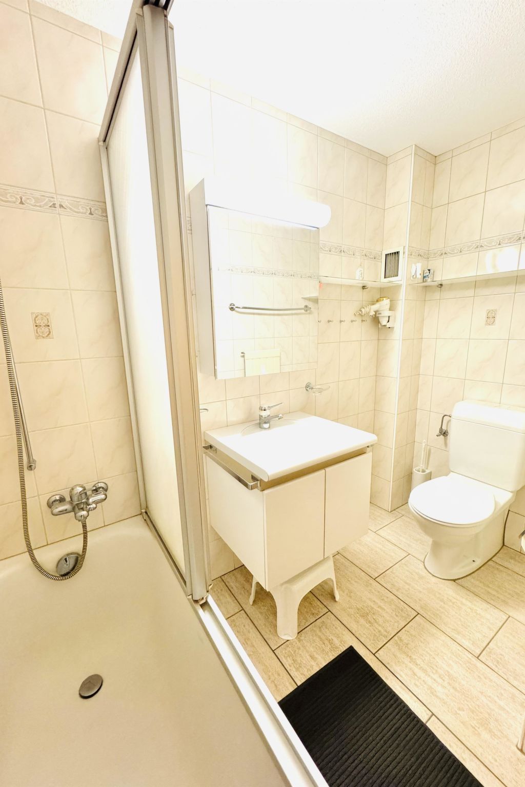 Photo of Flussklang & Bergsicht Apartment Appartement/Fewo, Bad, WC, 2 Schlafräume