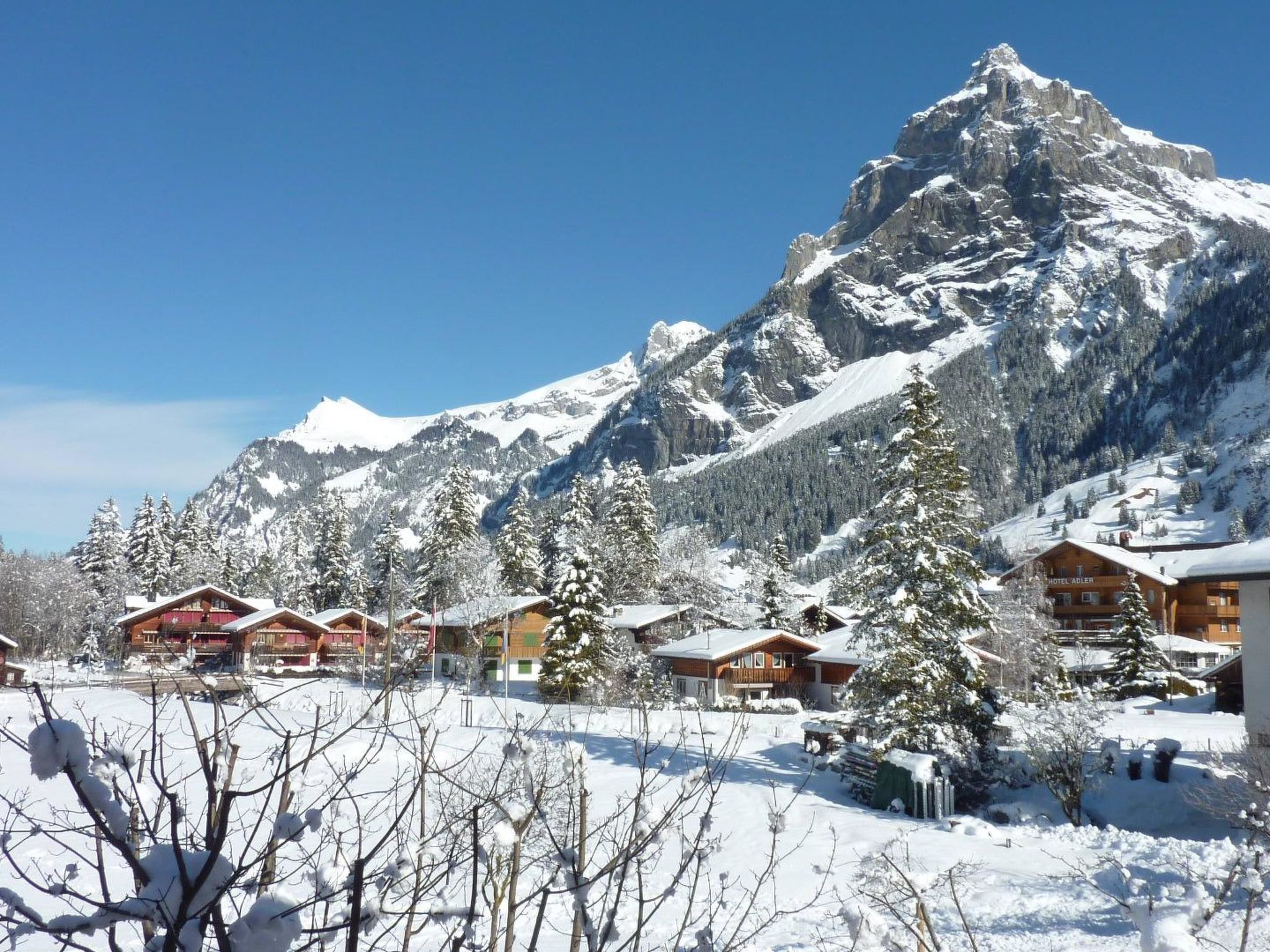 Chalet Kanderblick Appartement/Fewo, Bad, WC, Balkon - Draußen