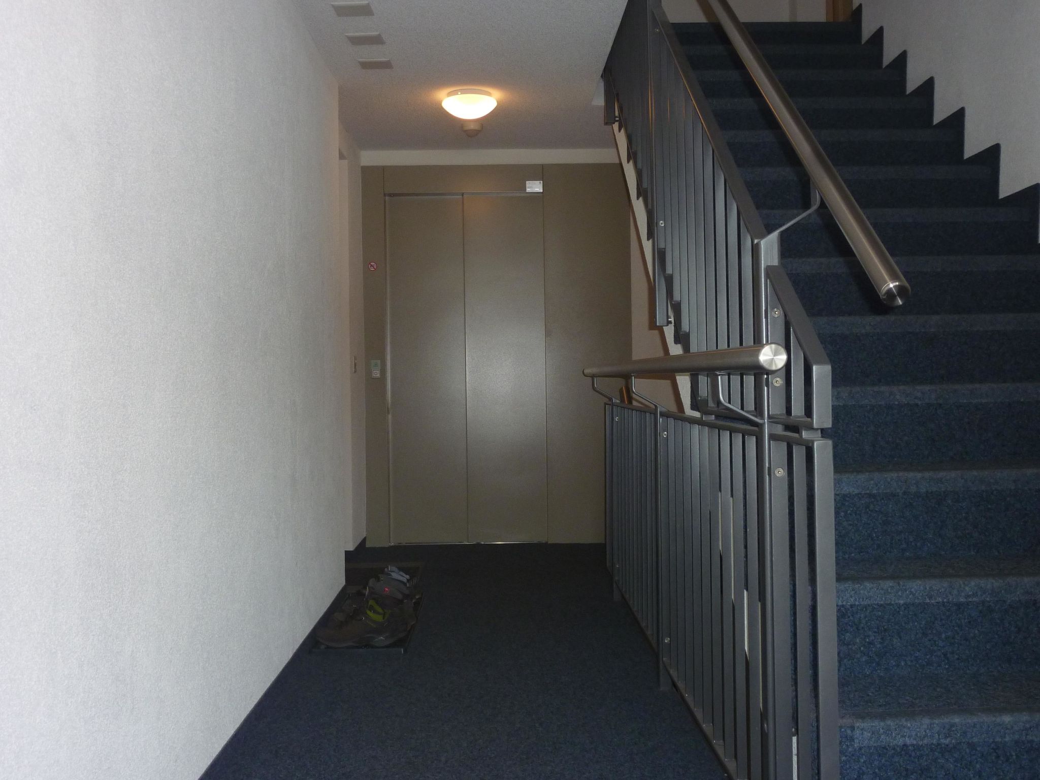 Chalet Kanderblick Appartement/Fewo, Bad, WC, Balkon - Drinnen