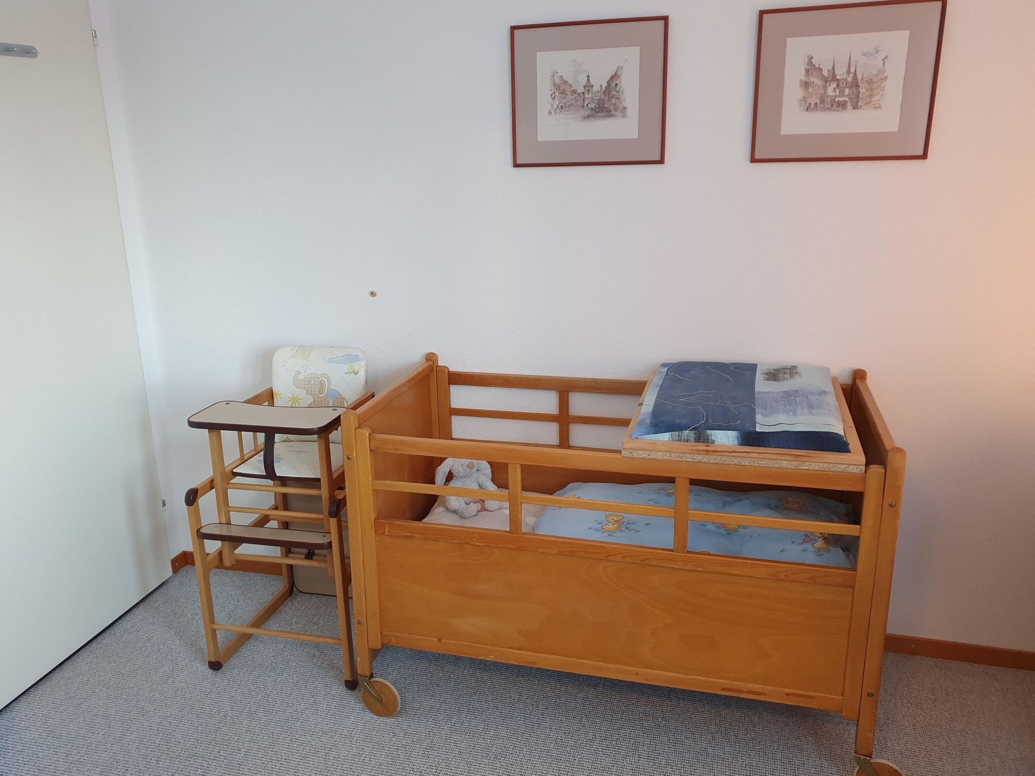 Blüemlisalpblick Appartement/Fewo, Dusche und Badewanne, Balkon 6-Bett Wohnung - Image-tags.info