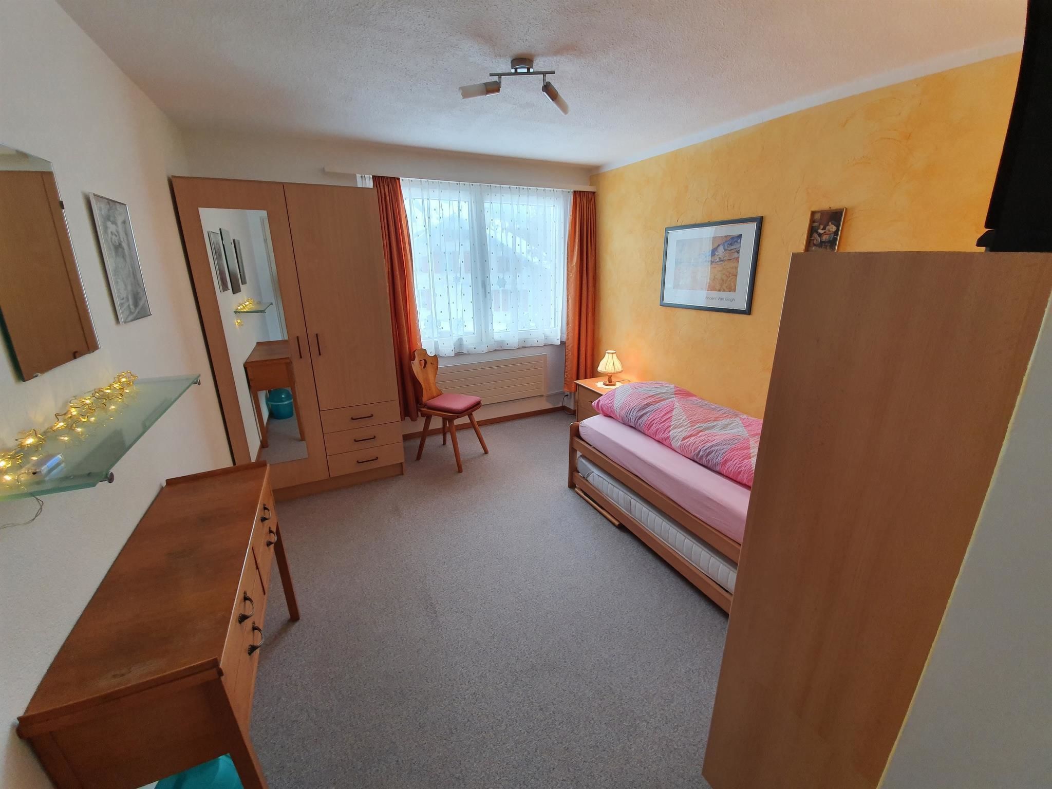 Blüemlisalpblick Appartement/Fewo, Dusche und Badewanne, Balkon 6-Bett Wohnung - Image-tags.info