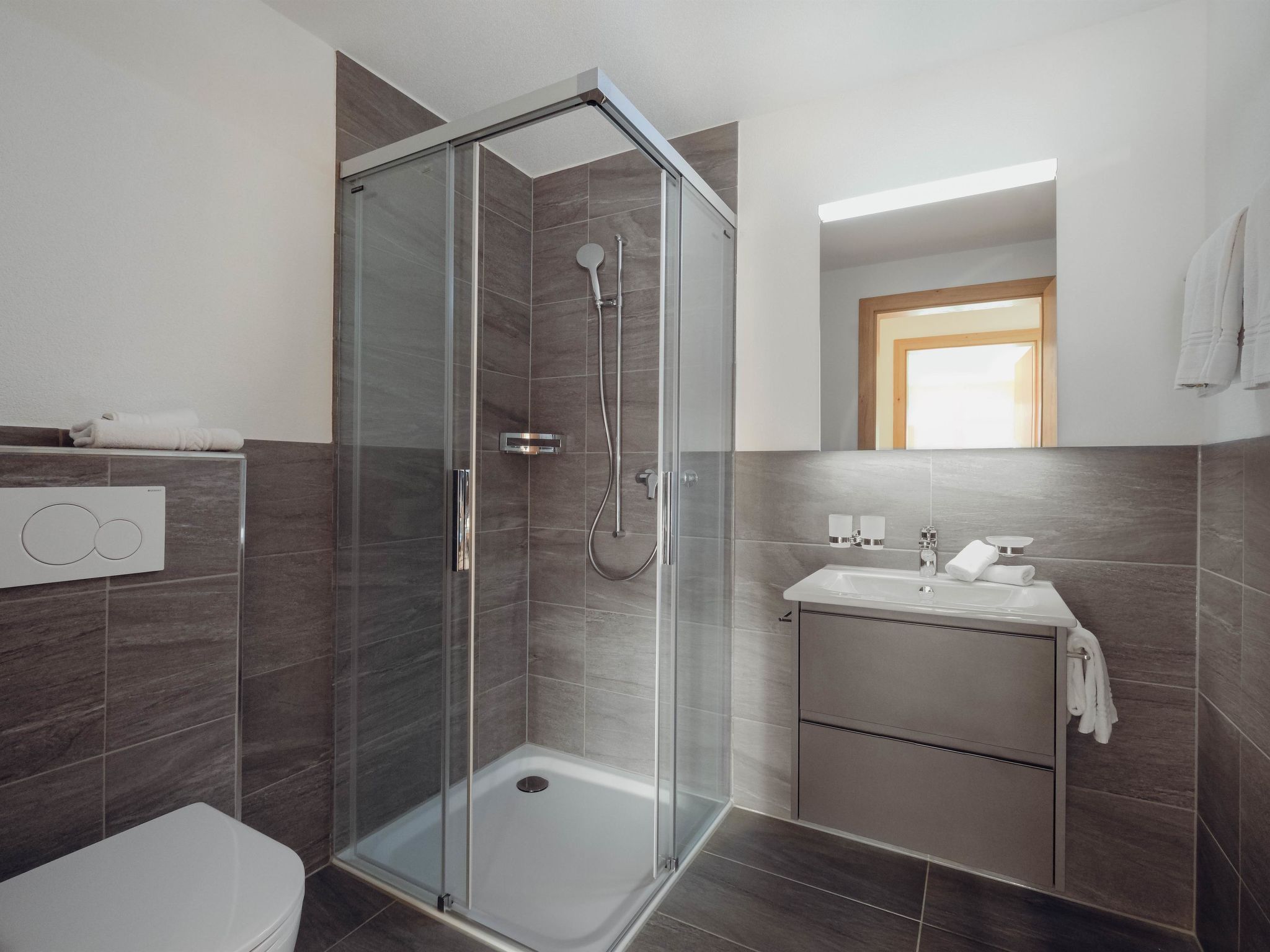 Chalet Bärgfride Appartement/Fewo, Dusche, WC, 1 Schlafraum 3-Zimmerwohnung - Binnen