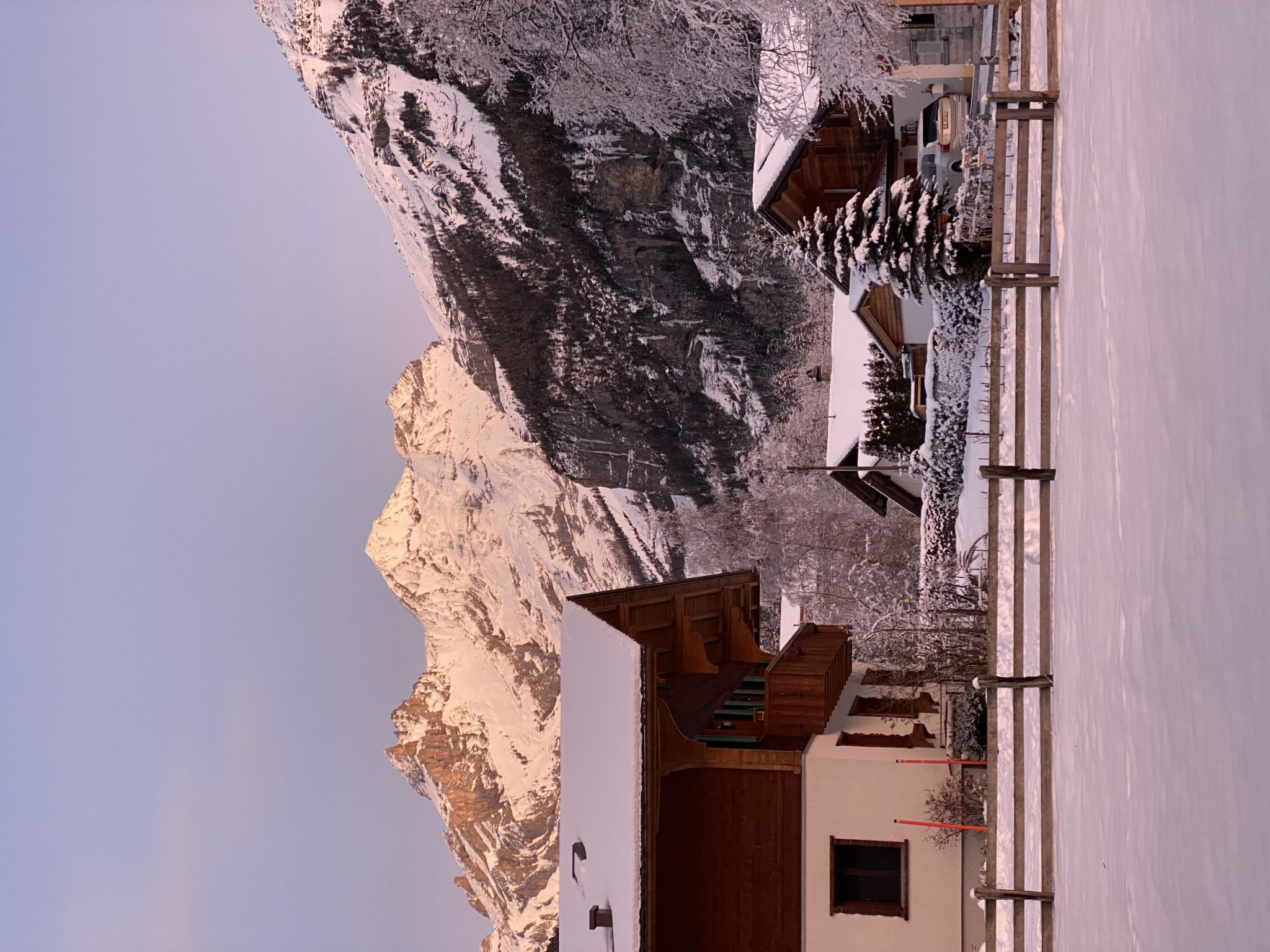 Photo of Chalet Bärgli Appartement/Fewo, Bad, WC Chalet Bärgli – Ferienwohnung Gemmi