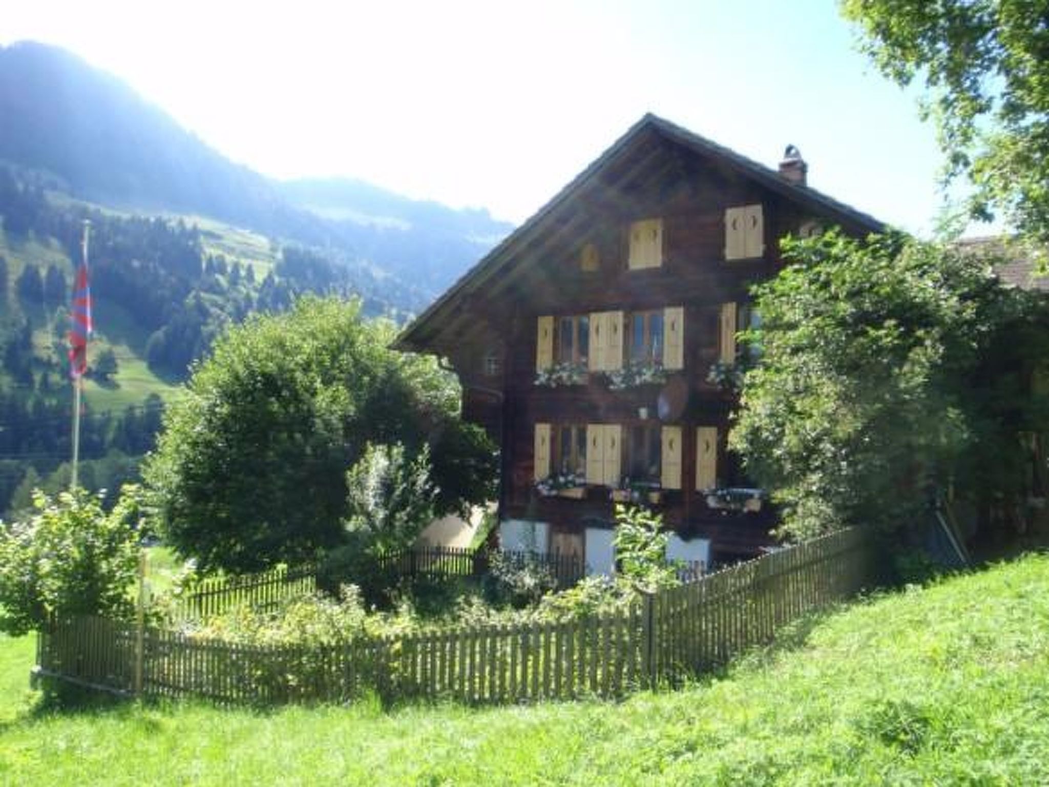 Chalet Rüteli Appartement/Fewo, Dusche, WC, 1 Schlafraum 2-Zimmerwohnung