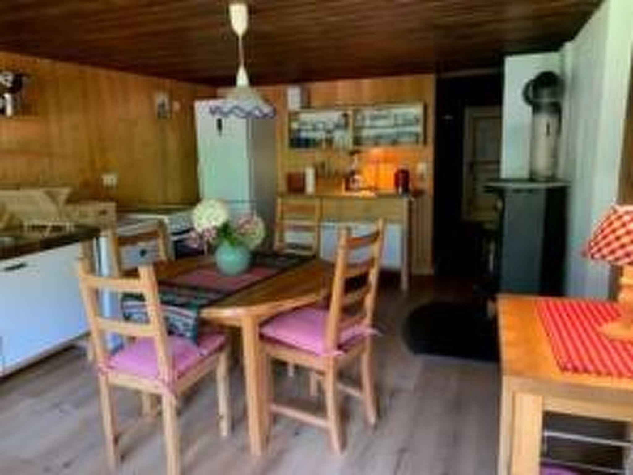Chalet Rüteli Appartement/Fewo, Dusche, WC, 1 Schlafraum 2-Zimmerwohnung - Image-tags.info