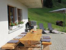 Zonnig vakantieappartement direct aan de piste in het Diemtigtal - thumbnail 1