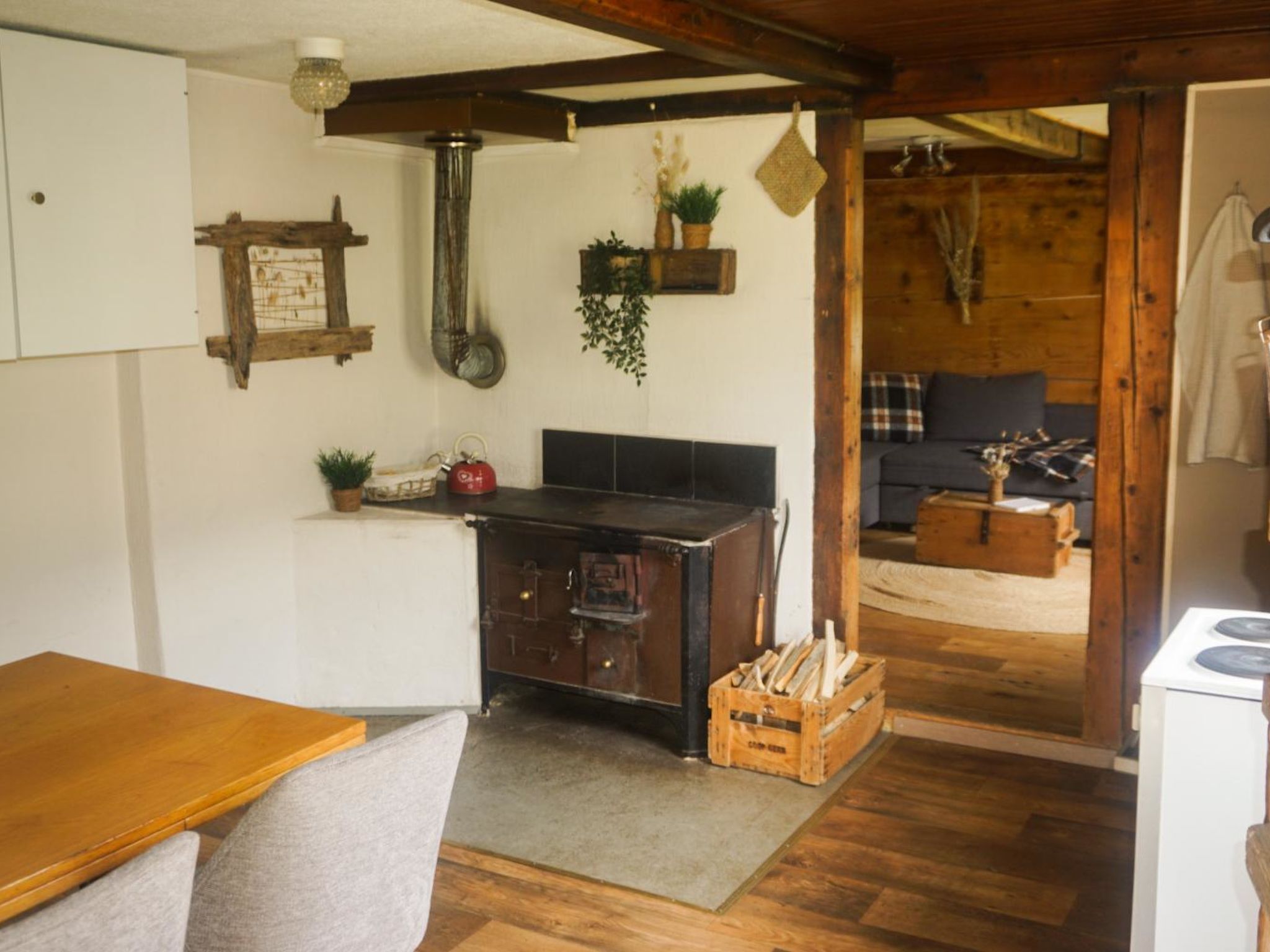 Appartement Weidehütte Appartement/Fewo, WC, 2 Schlafräume – Séjour, photo 9 sur 13