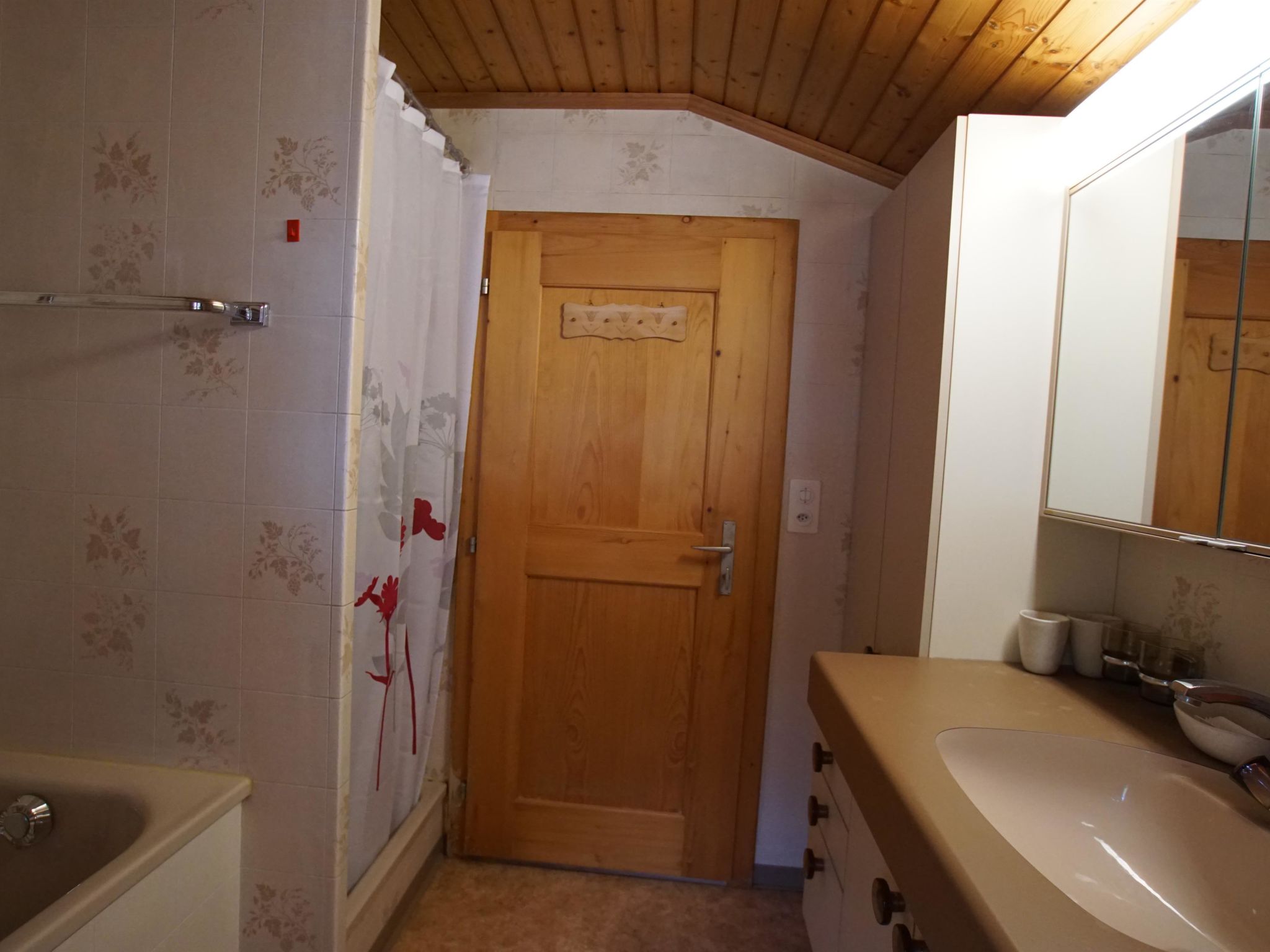 Ferienwohnung Haltenboden Appartement/Fewo, Bad, WC, 2 Schlafräume 3-Bettwohnung - Image-tags.info