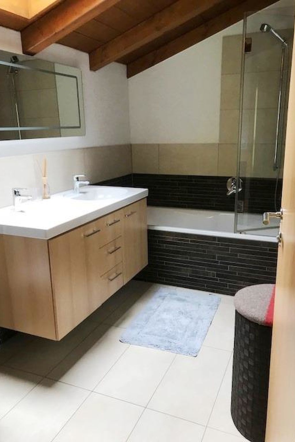 Nubes, Chalet Appartement/Fewo, Dusche oder Bad, WC 12-Bettwohnung - Inside