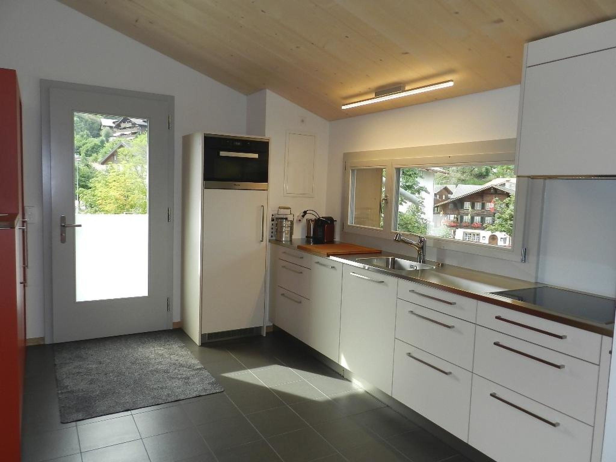 Simme-Tröimli Appartement/Fewo, Dusche, WC 4-Bettwohnung - Binnen